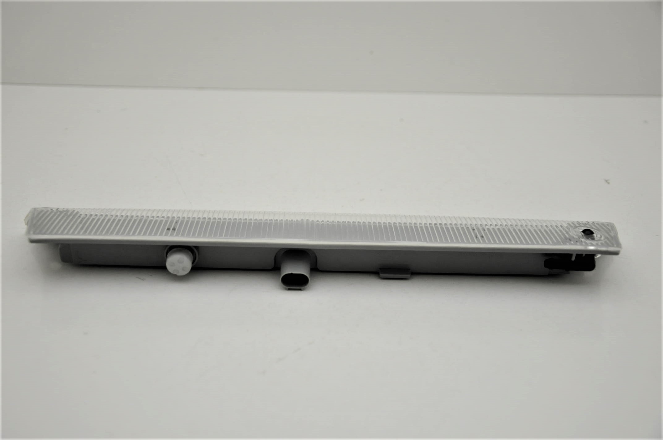 FORD FOCUS 2011 NOWA LAMPA STOP LED Zrodlo swiatla LED