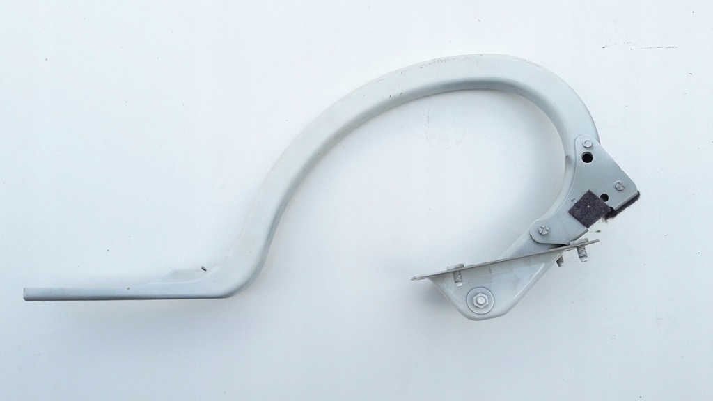 ZAWIAS ZAWIASY KLAPY TYLNEJ BAGAZNIKA BMW F10 PRAW