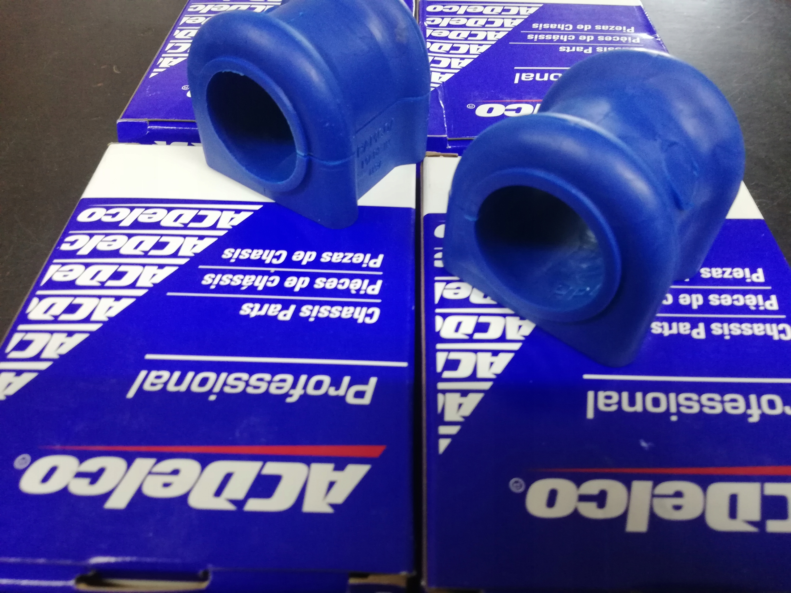 GUMY STABILIZATORA CHRYSLER ASPEN 2007/2009