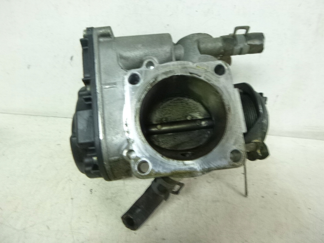 throttle flap Volkswagen Golf IV 1.6 2000r.
