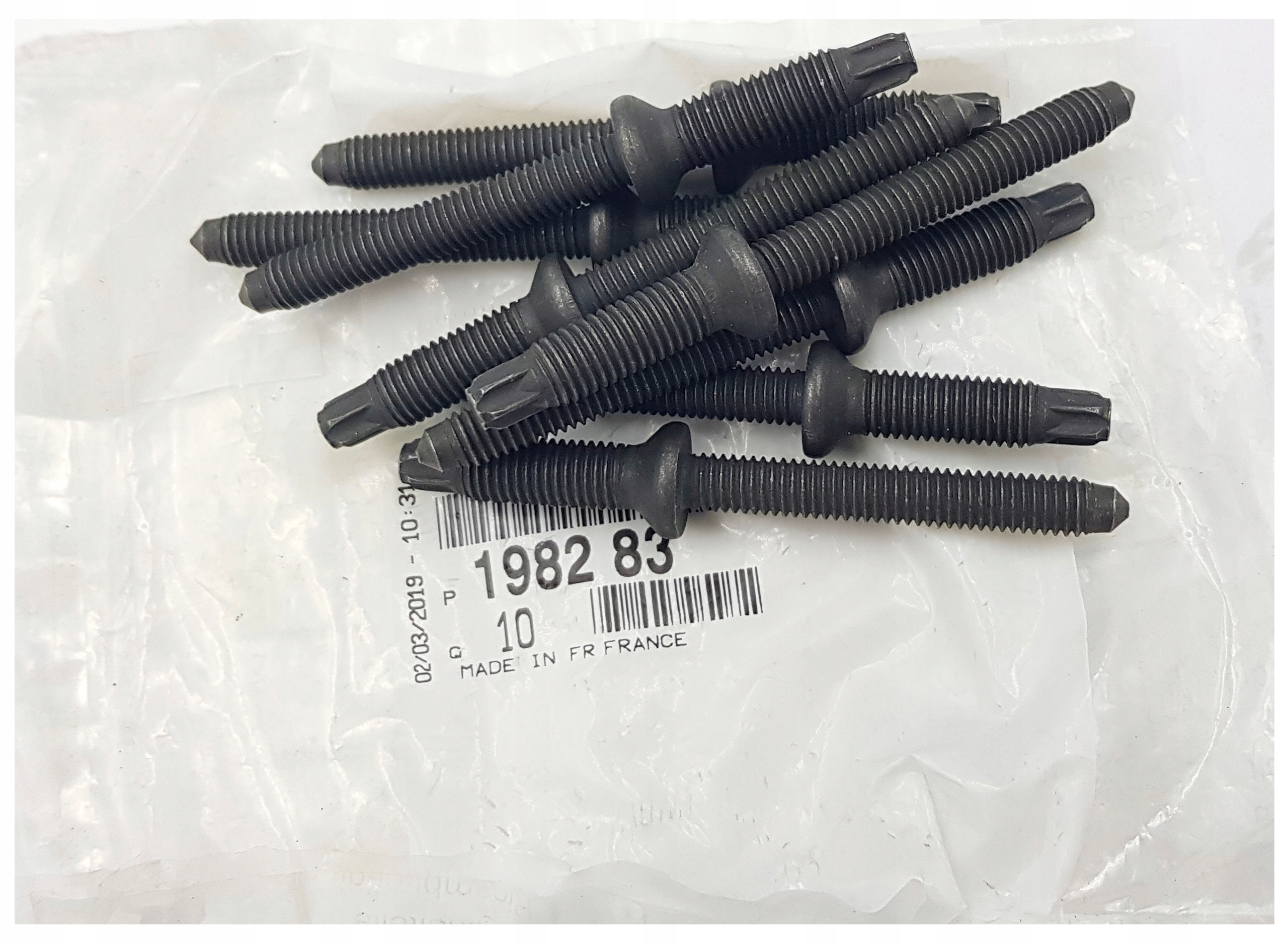 SZPILKA ŚRUBA WTRYSKIWACZA FORD FOCUS MK2 1.6TDCI