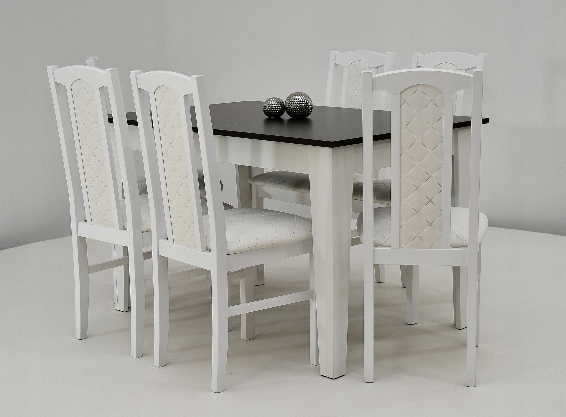 klasyka w nowoczesnej odsłonie stół i krzesła Długość stołu 140 cm