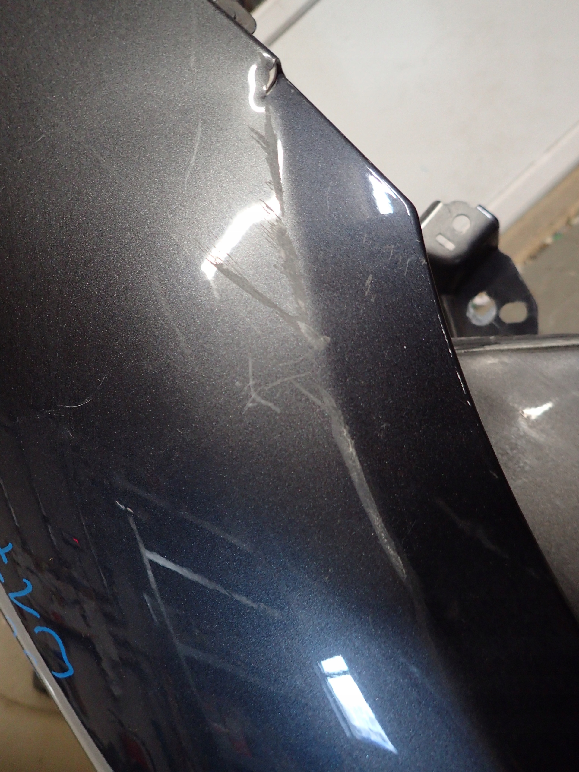 FENDER FRONT RIGHT MERCEDES SLK W172