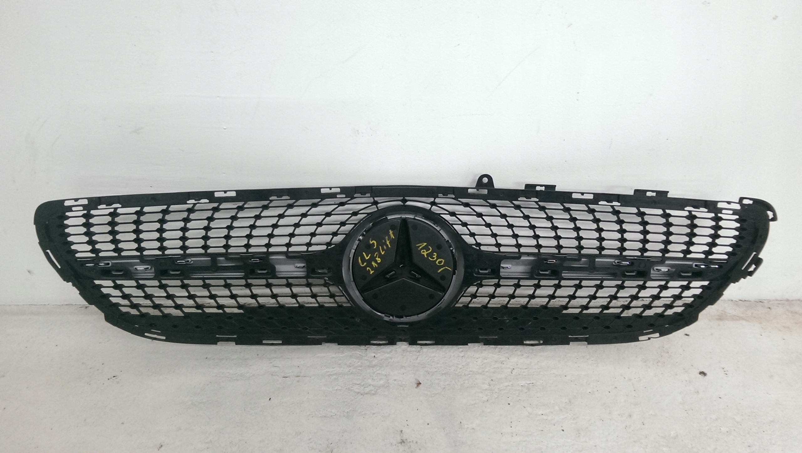 Mercedes-Benz CLS W218 Kühlergrill FRONTGRILL Kühlergitter - Thumbnail 3