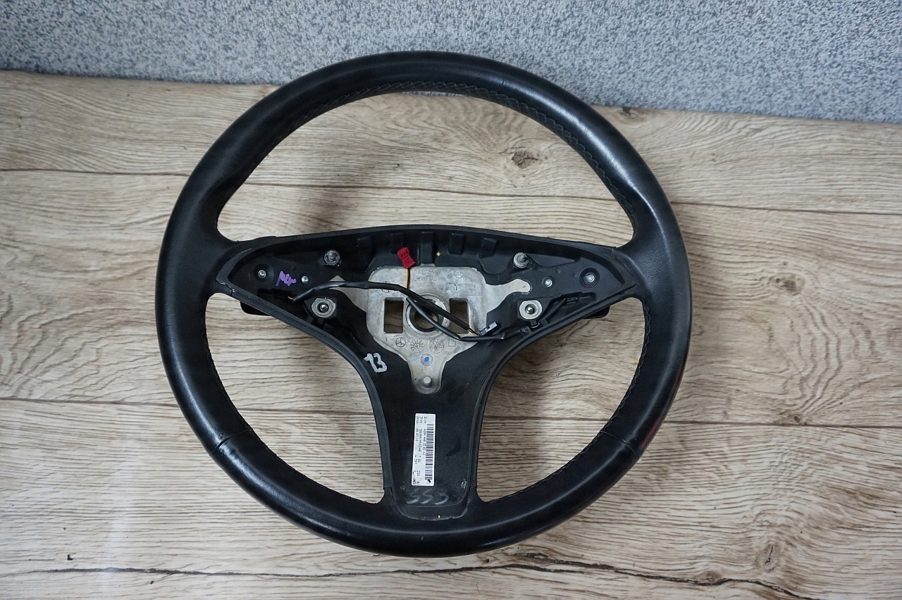 Mercedes Benz w204 руль