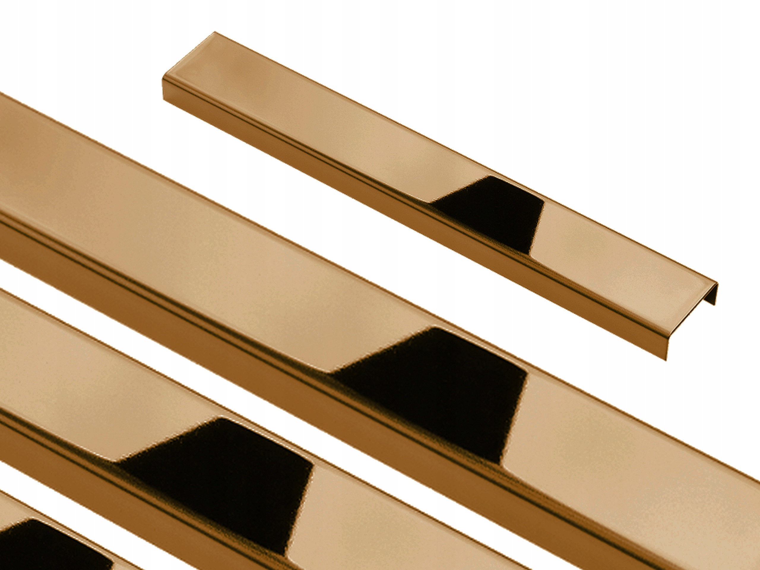 LISTWA NIERDZEWNA MIEDŹ POŁYSK DO PŁYTEK 2cmx244cm Rodzaj listwa