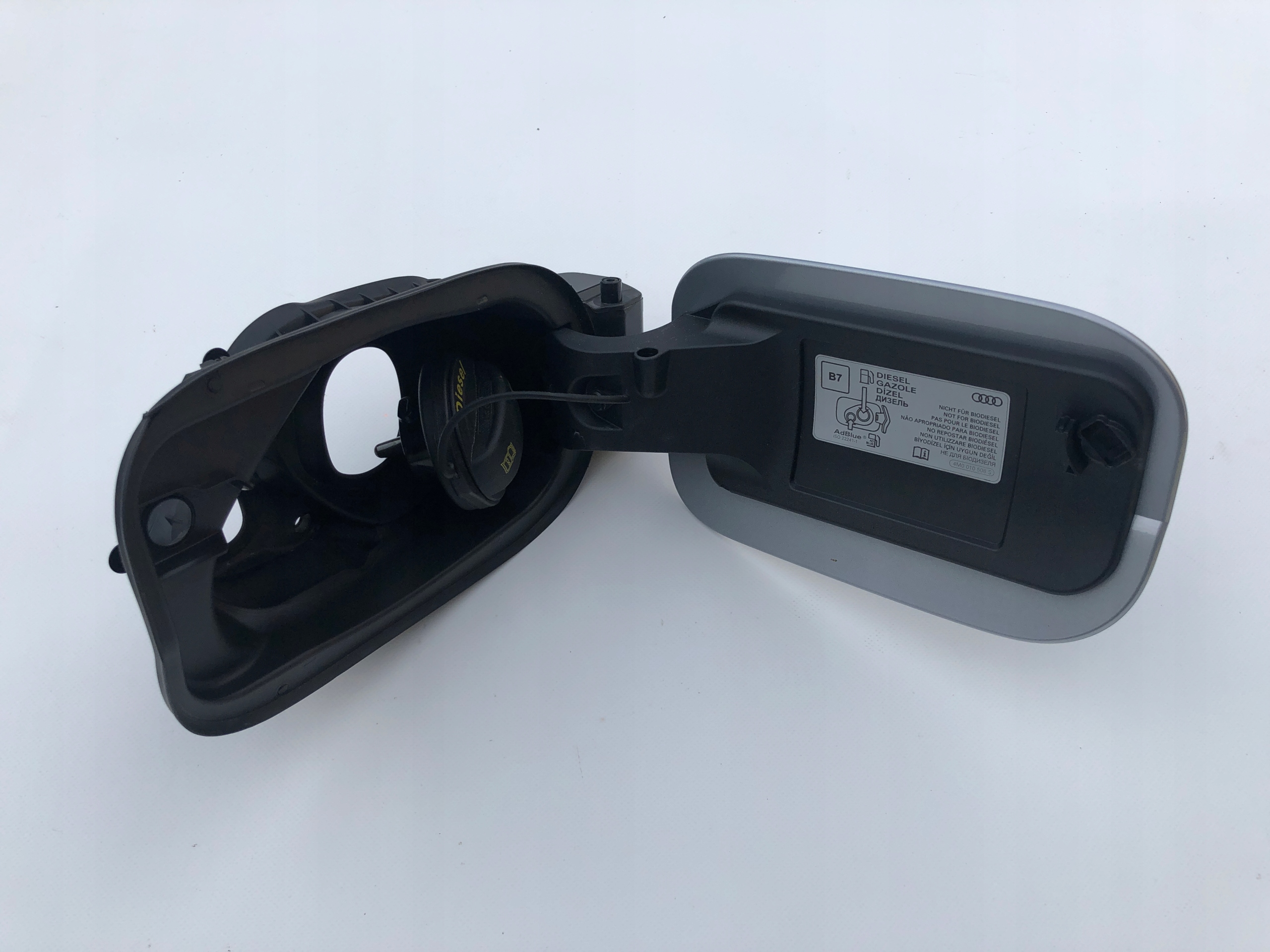 Audi OEm0809907b