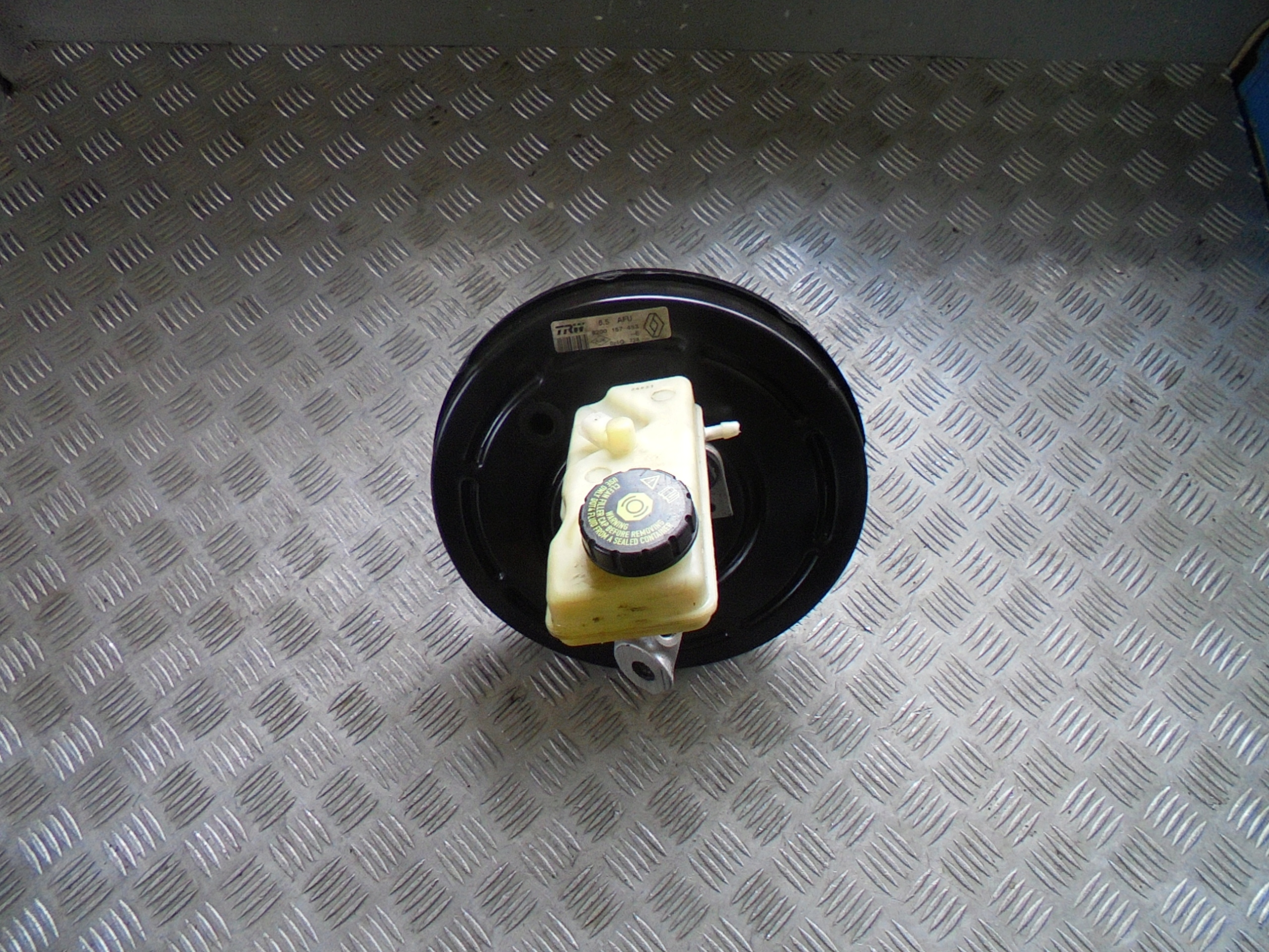 SERWO POMPA 8200157453 RENAULT MEGANE II 1.5DCI Producent części TRW