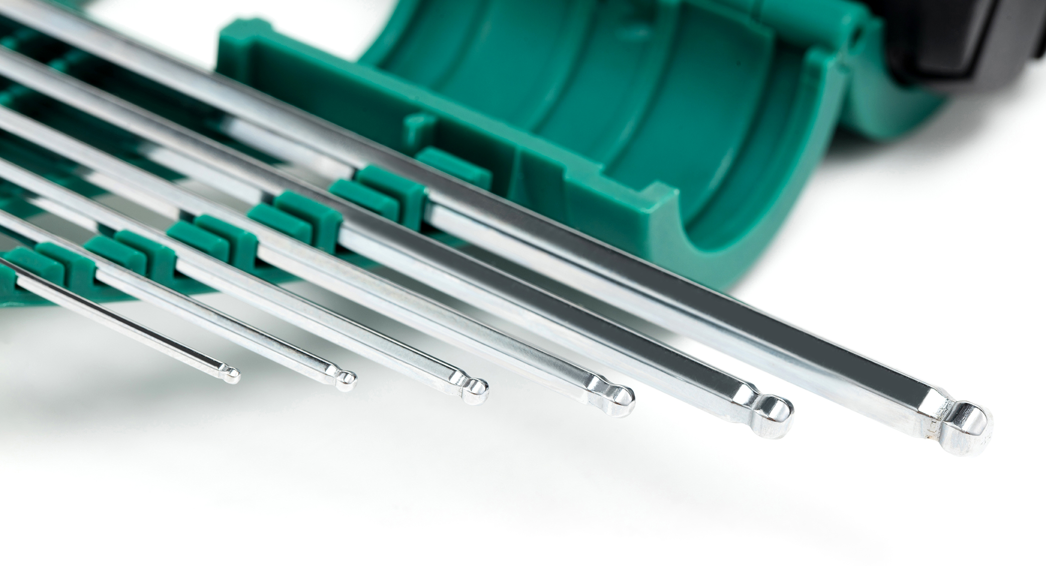 ZESTAW 9 KLUCZY TRZPIENIOWYCH 6 KAT Z KULKA SATA Producent code 09124