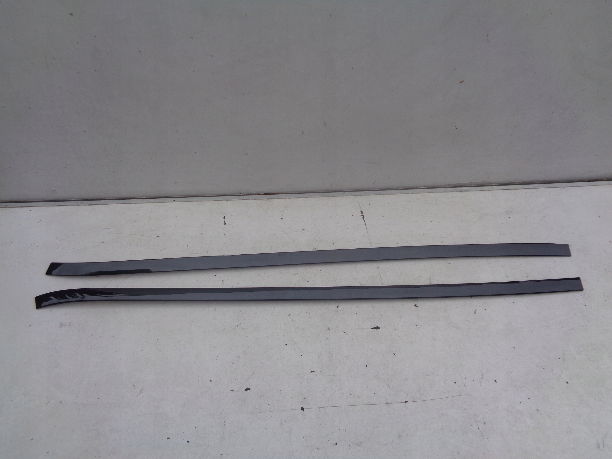 RELINGI DACHOWE LISTY RANGE ROVER SPORT 13- Producent części Land Rover OE