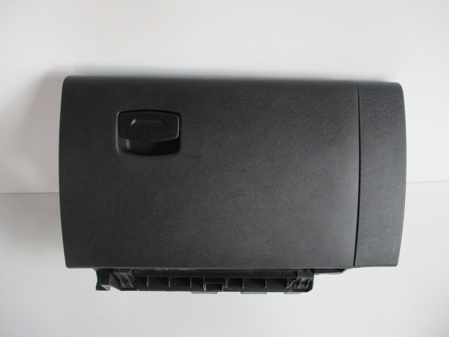 ПЕРЧАТОЧНЫЙ ЯЩИК RENAULT KADJAR