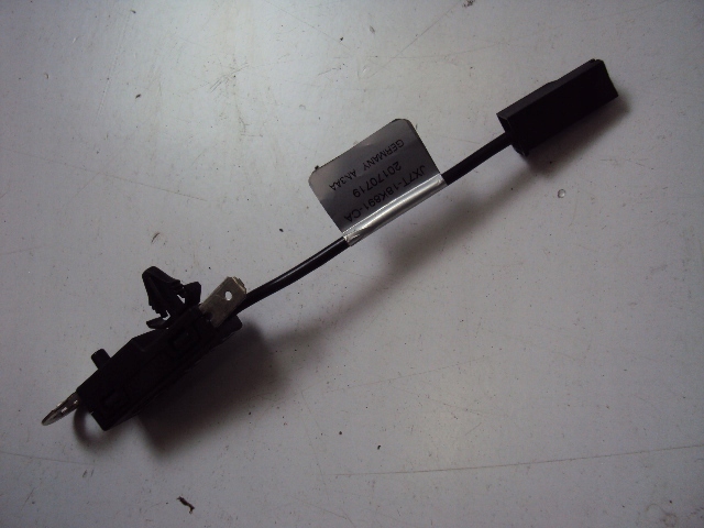 ANTENA FORD FOCUS MK4 2018- Typ samochodu Samochody osobowe