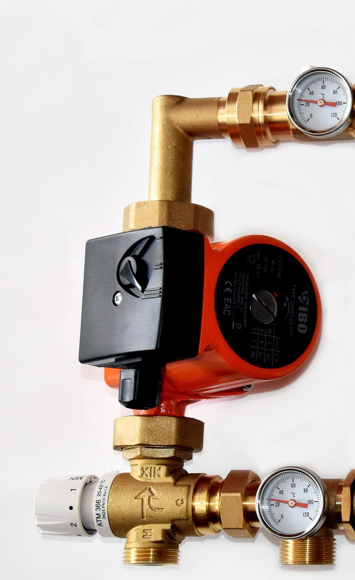 Rozdzielacz 2 obw. z grupą pompową do podłogówki Marka Krakterm