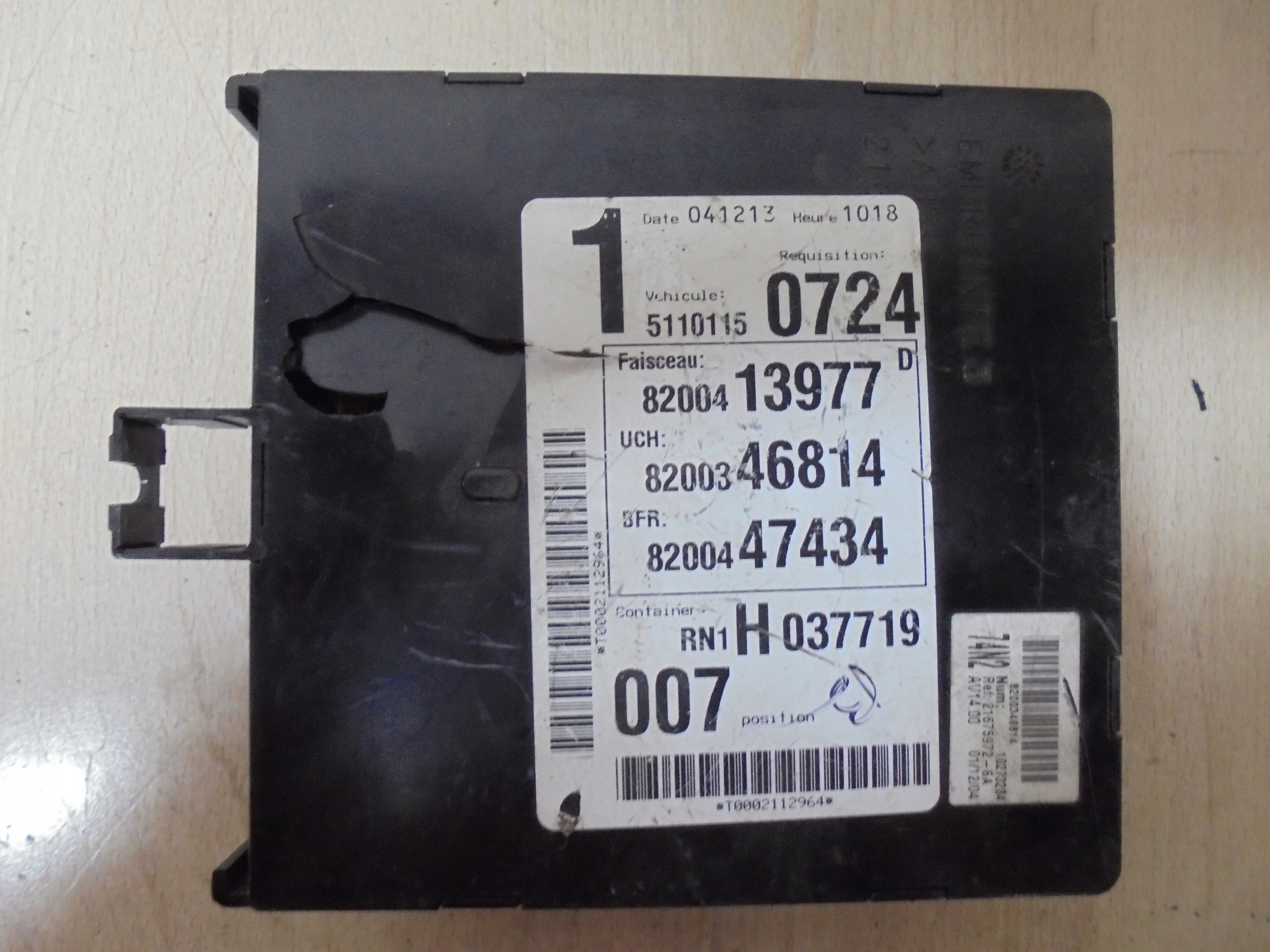 MODUŁ NADWOZIA RENAULT LAGUNA II 8200413977D 8200413977D 8200447434