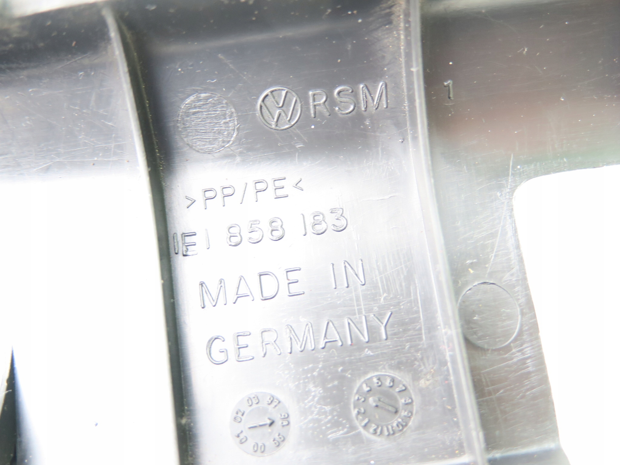 OSŁONA ZASLEPKA VW GOLF 4 IV MK4 CABRIO Producent części OEM