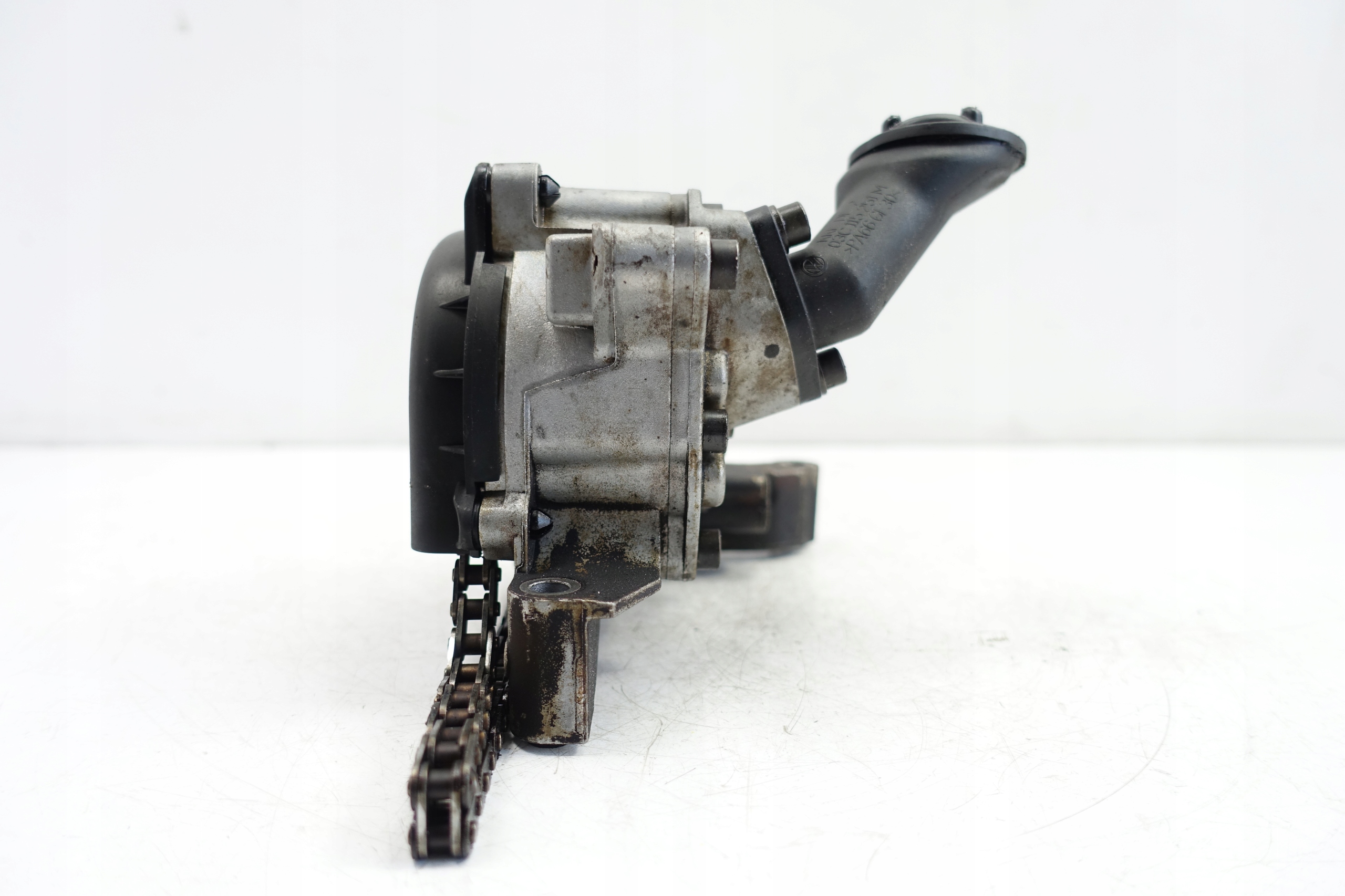 VW Golf V 1 6 FSI POMPA OLEJU 11367 0201 oryginal