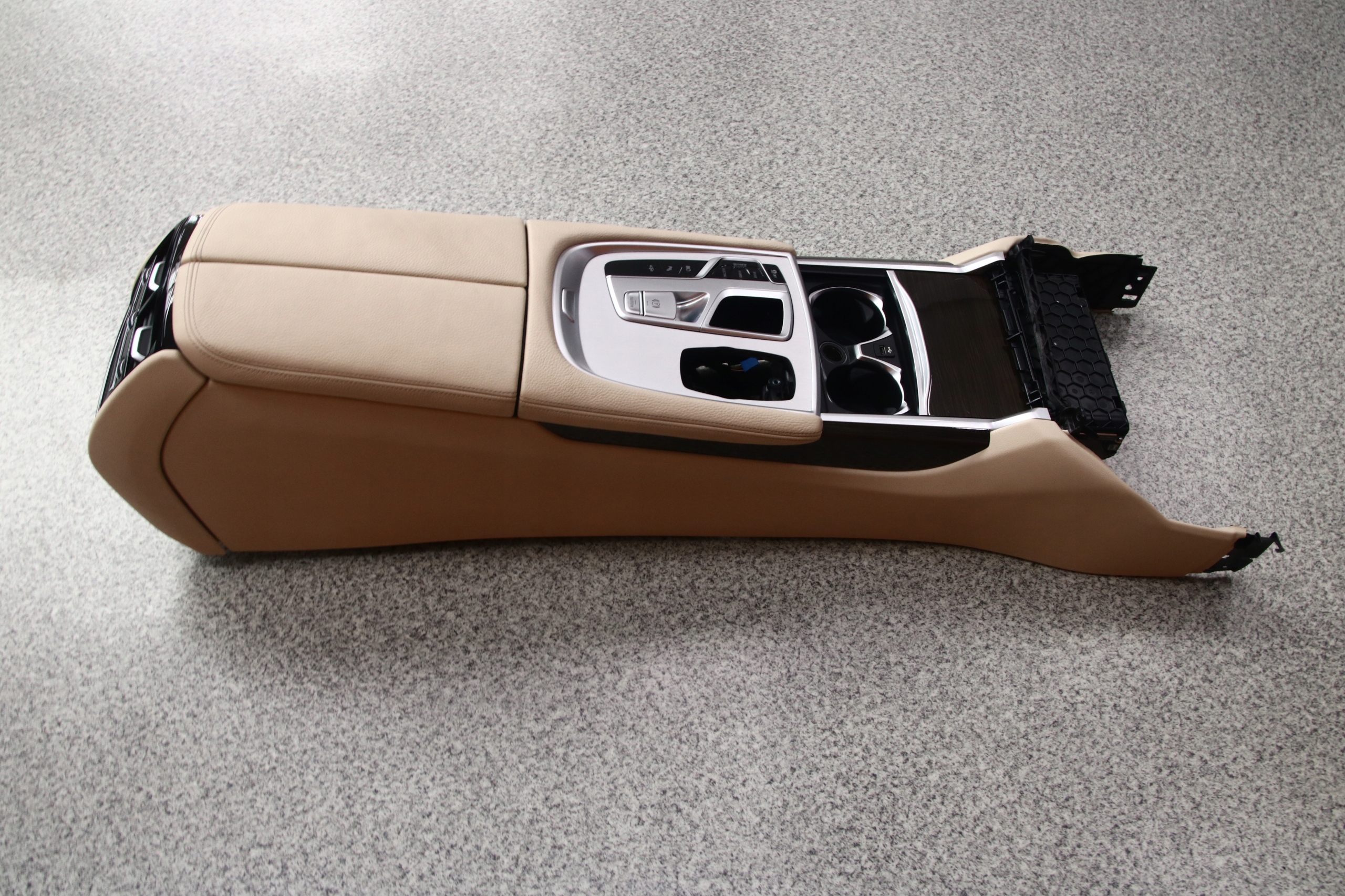 BMW G11 G12 - TUNEL bracciolo CANBERRABEIGE