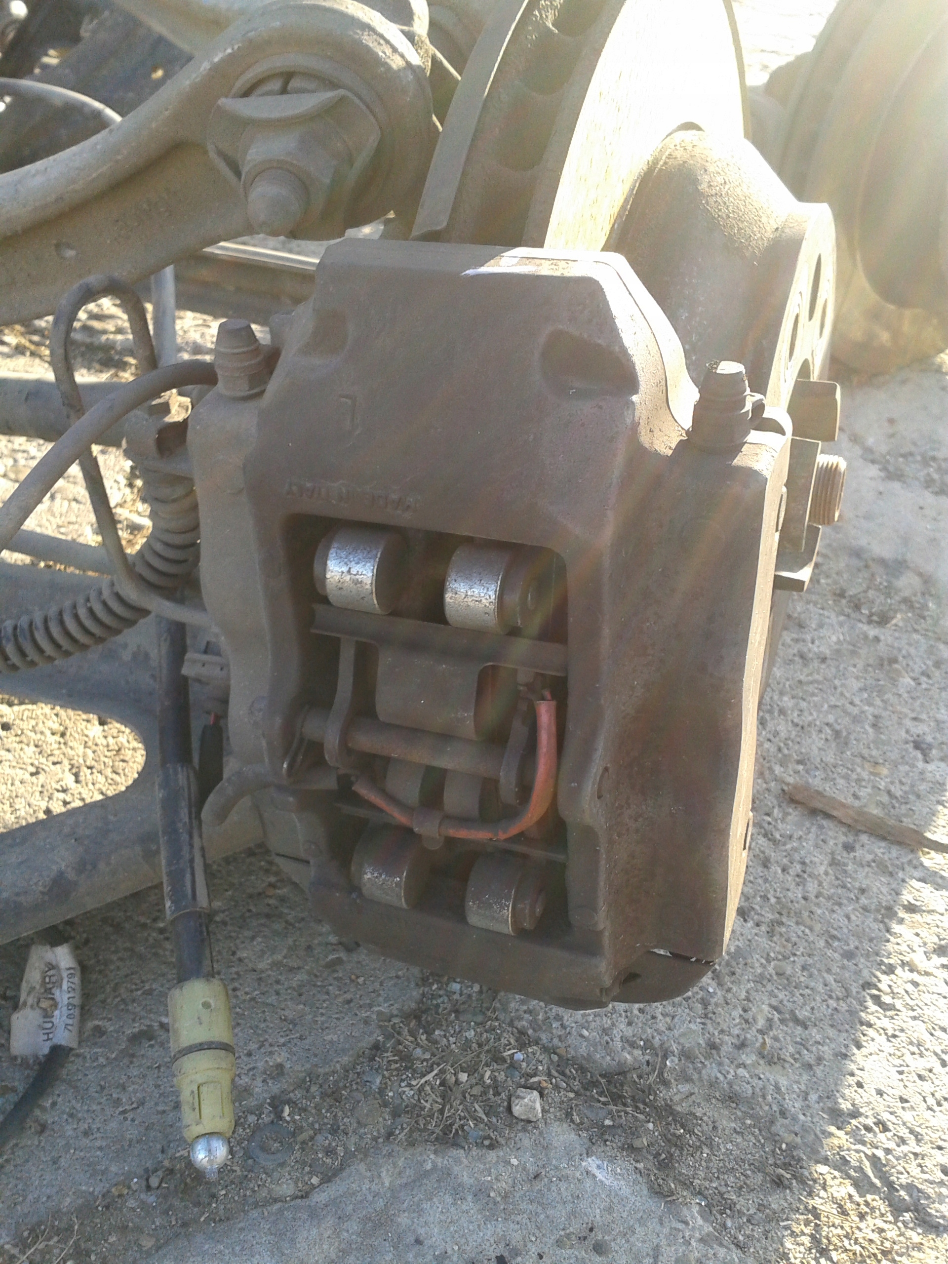 Супорт лівий задній задній PORSCHE CAYENNE і 7L 3.2 V6