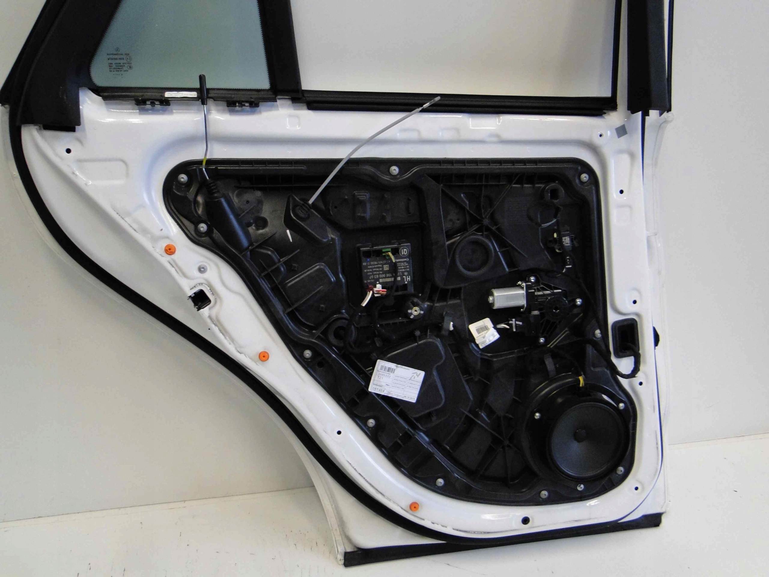 MERCEDES GLE W166 166 MODUŁ W DRZWI LEWE TYLNE Numer katalogowy części A1669006307