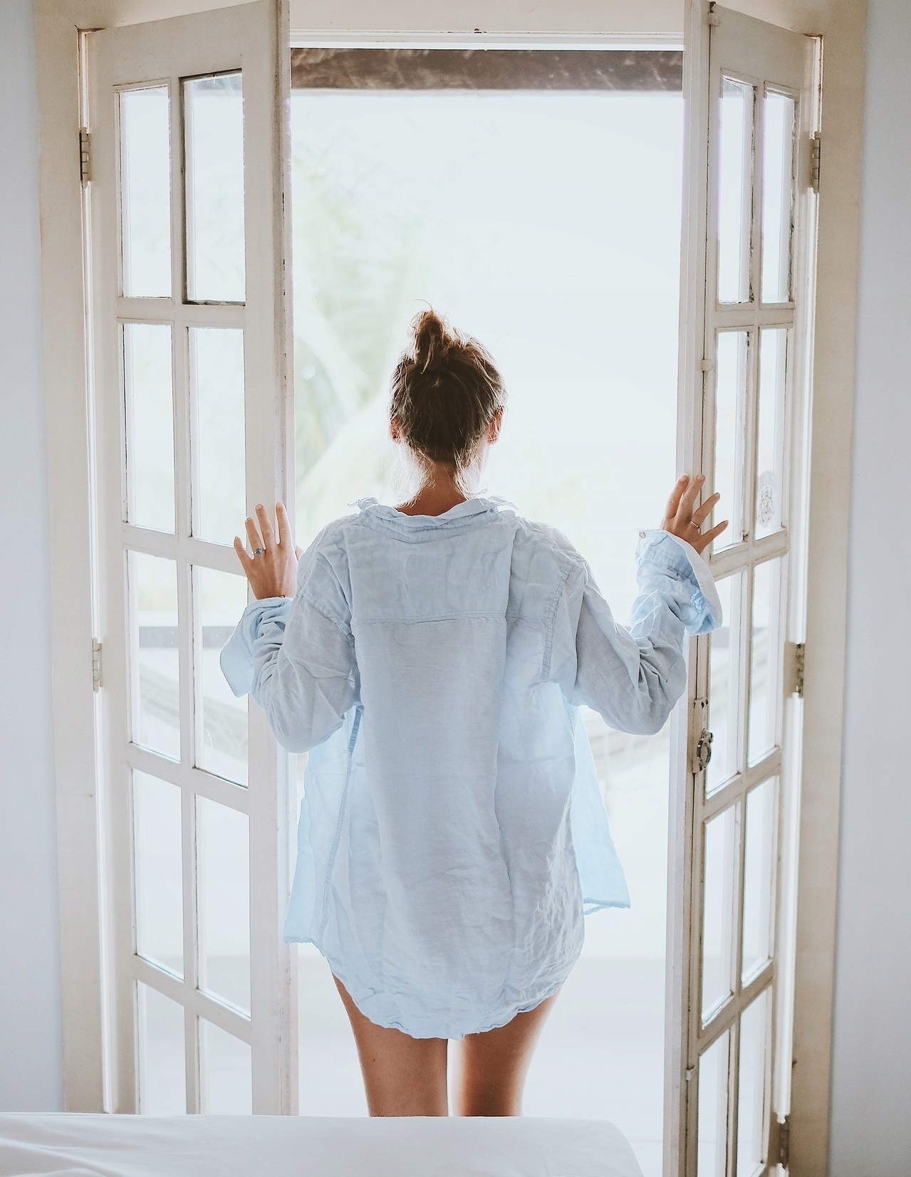 OCZYSZCZACZ NAWILŻACZ POWIETRZA BLAUPUNKT AHS701 Funkcje urządzenia humidistat termometr zdalne sterowanie inne