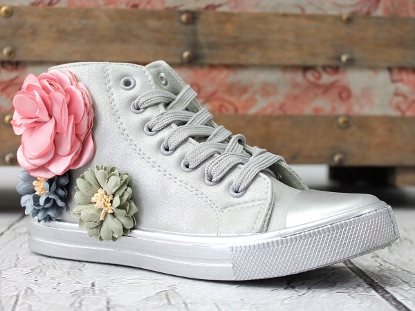 DZIECIĘCE BOTKI BUTY DLA DZIEWCZYNKI KWIATKI 33 Materiał Skóra ekologiczna