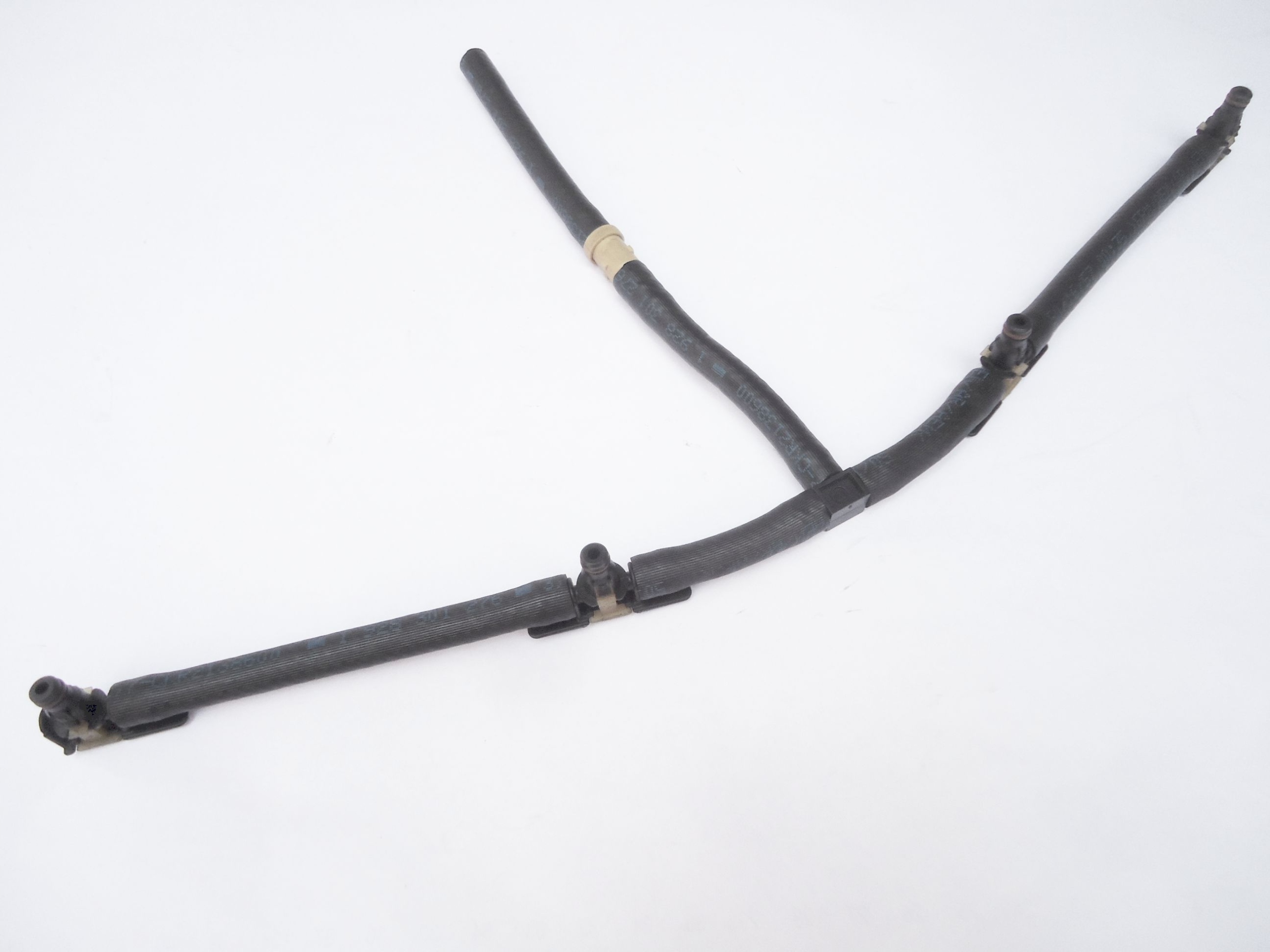 ИНЖЕКЦИОННЫЕ ТРУБЫ NISSAN CABSTAR MAXITY NT400