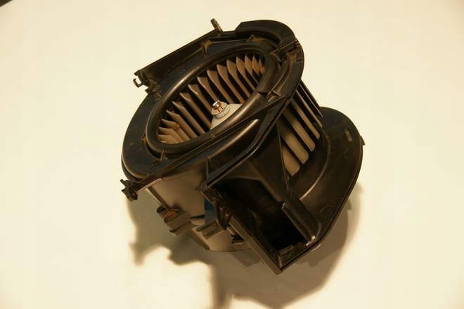 DMUCHAWA WENTYLATOR LAMBORGHINI GALLARDO SPYDER Producent części Denso