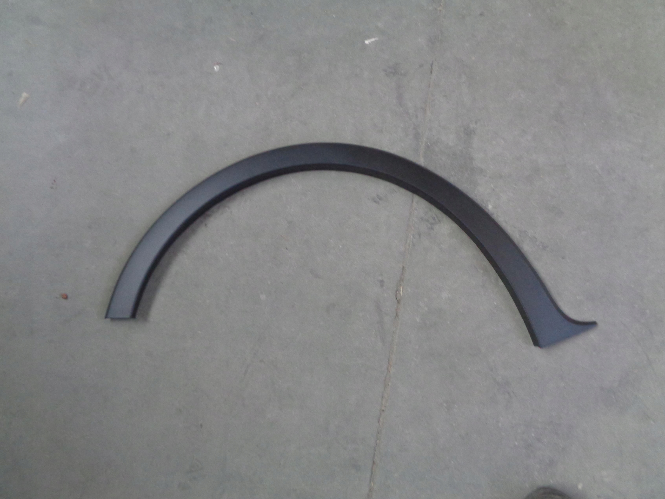 FORD FOCUS MK4 ACTIVE NAKŁADKA BŁOTNIKA TYŁ PRAWA