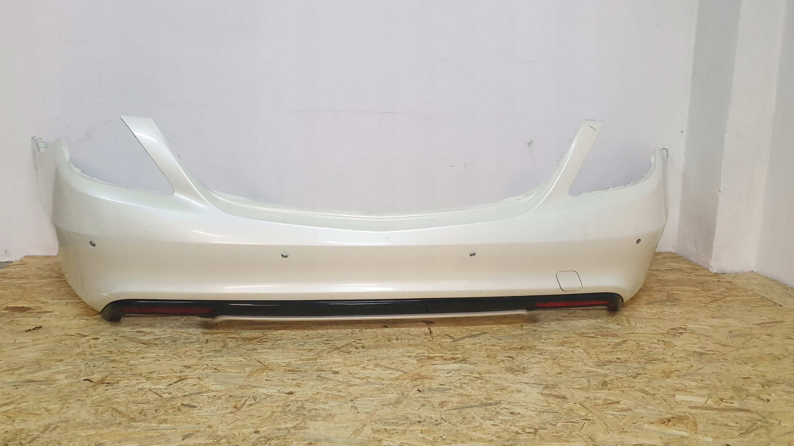 Zdjęcie produktu Mercedes W222 AMG 63 Zderzak Tył Kompletny S63