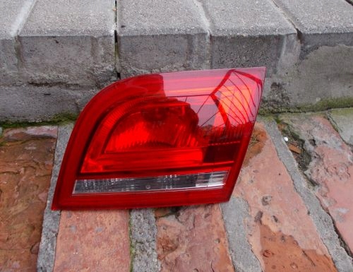 AUDI A3 SPORTBACK LIFT 8P 08-13 PRAWA LED KLAPA