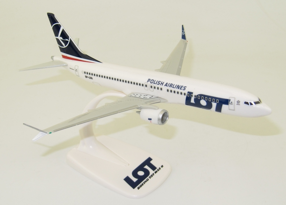 BOEING 737 MAX8 PLL LOT SP-LVA - PPC 1/200 PROMO BOX