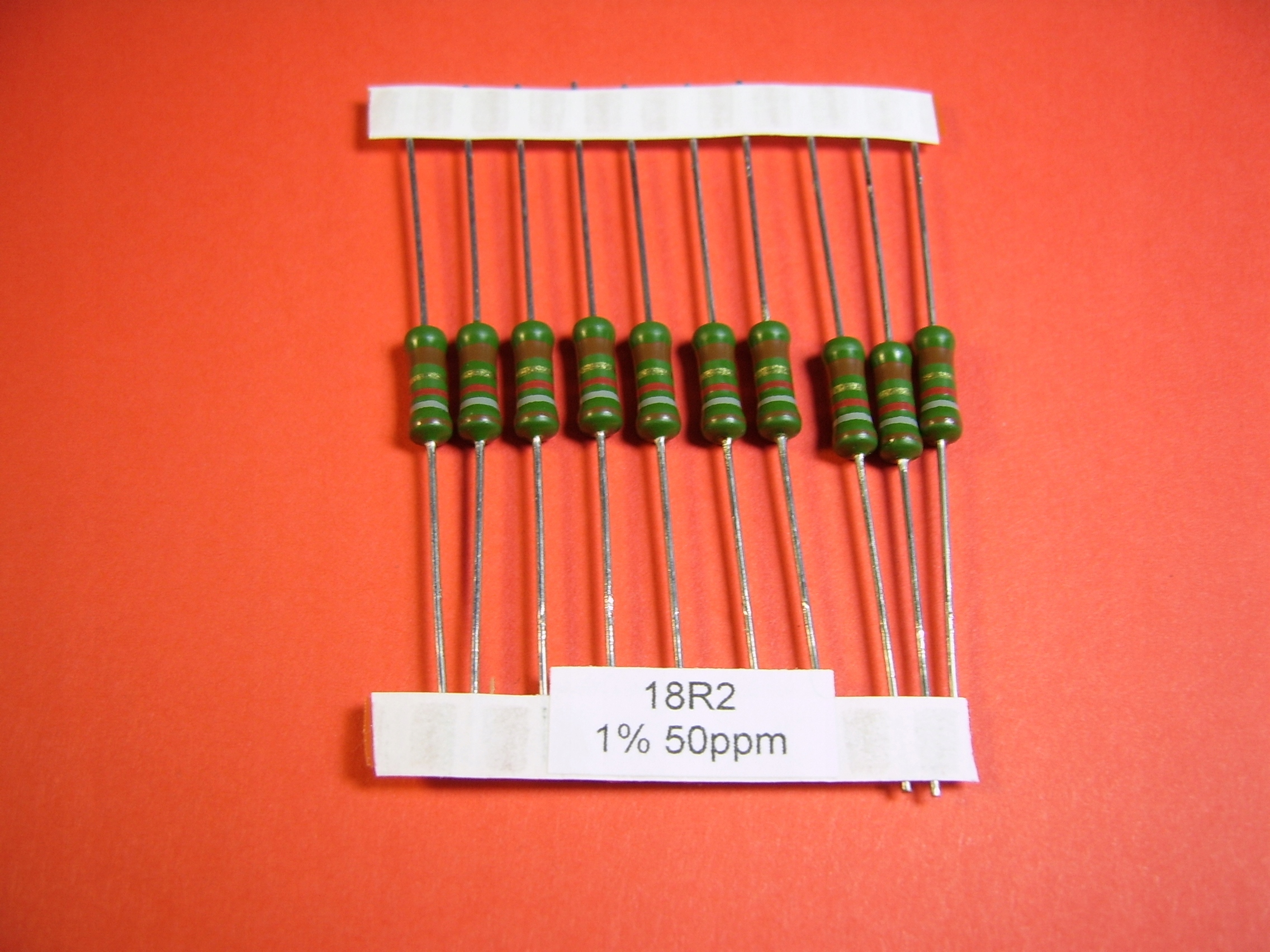 10szt] 18R2 1W 1% 50ppm Rezystor SMA0411 low noise
