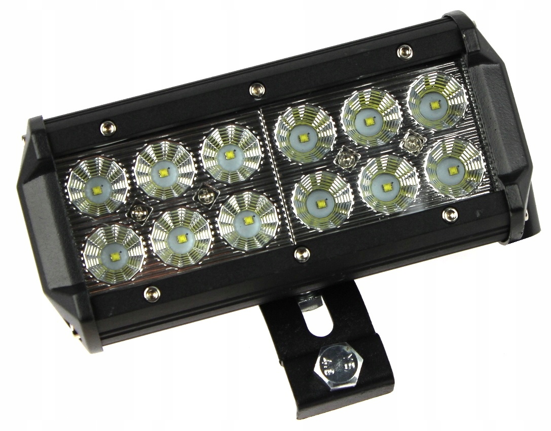 PANEL 12LED CREE 36W 12/24V LAMPA ROBOCZA ROZPROSZ