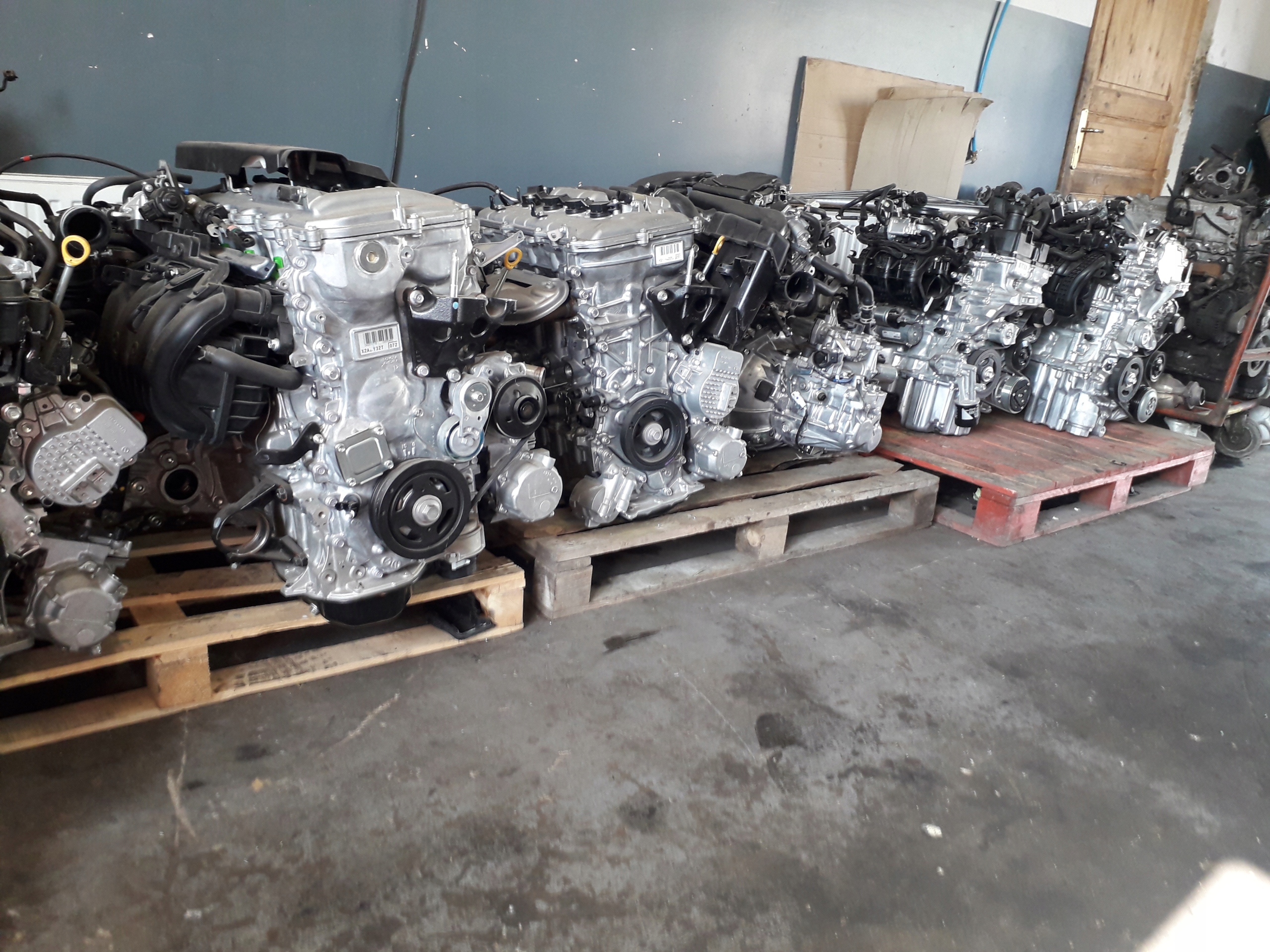 Toyota Aygo II зеркало заднего вида новый