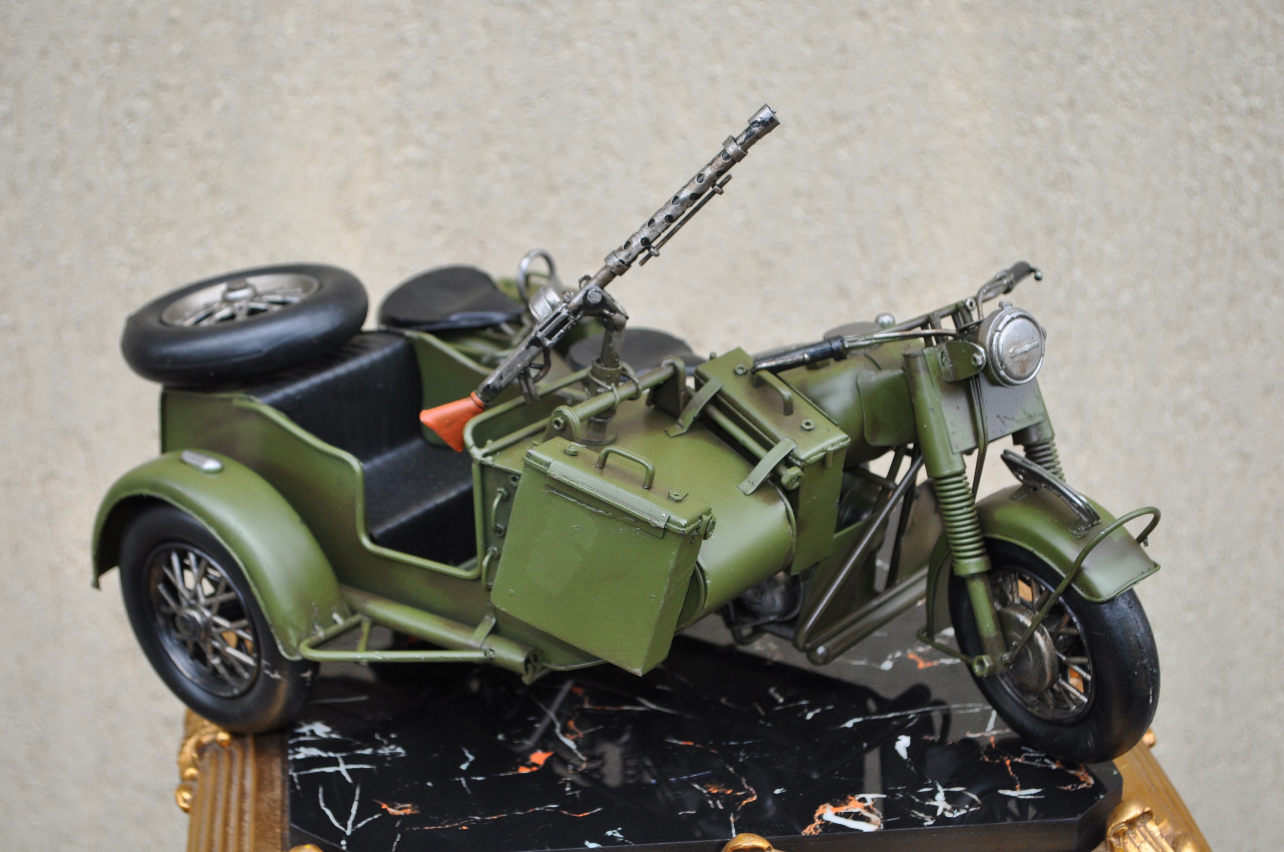 MOTOCYKL Z KOSZEM, REPLIKA, STARY MOTOR. SUPER 13881569153 Allegro.pl