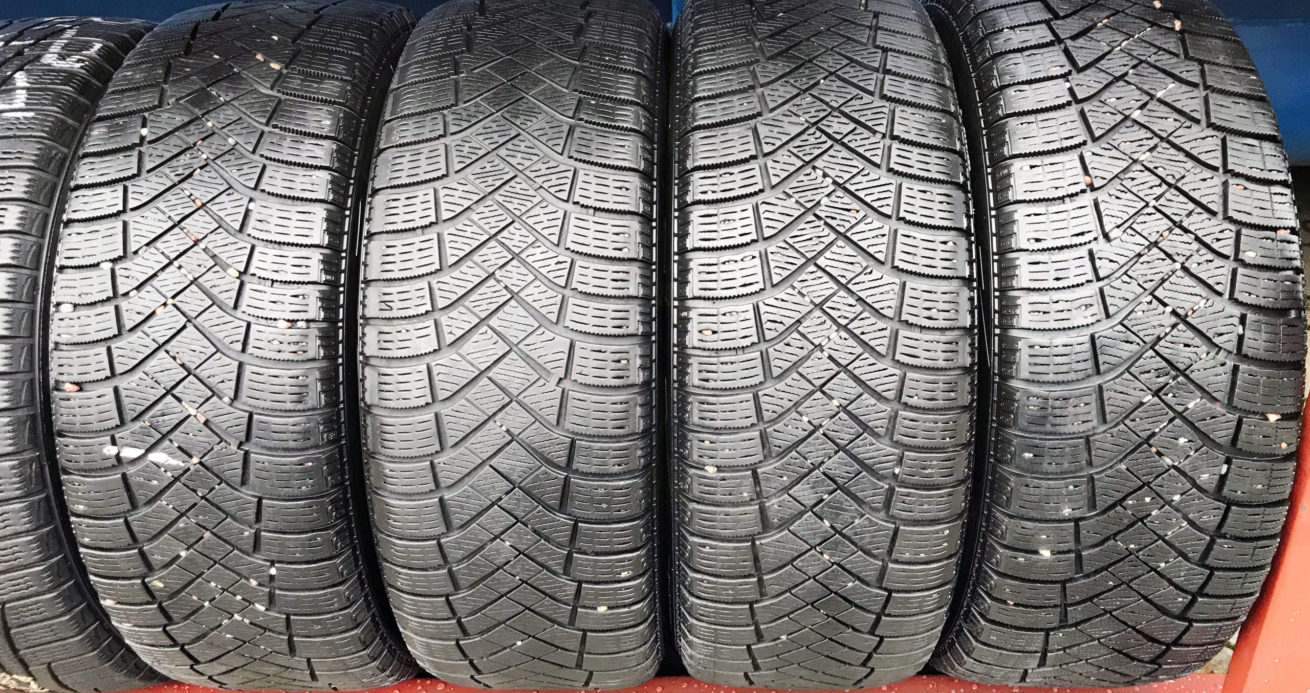 4x 205/60R16 PIRELLI ICE ZERO 96T ZIMA