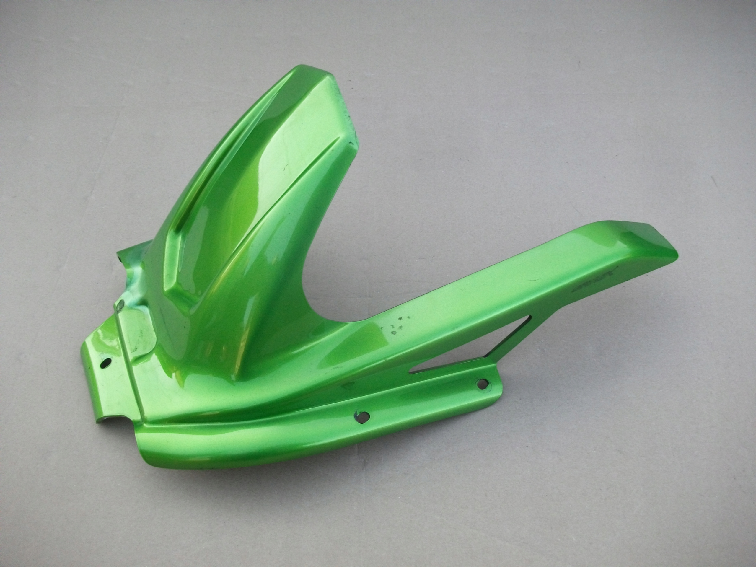 KAWASAKI ER6F OSLONA LANCUCHA CHLAPACZ