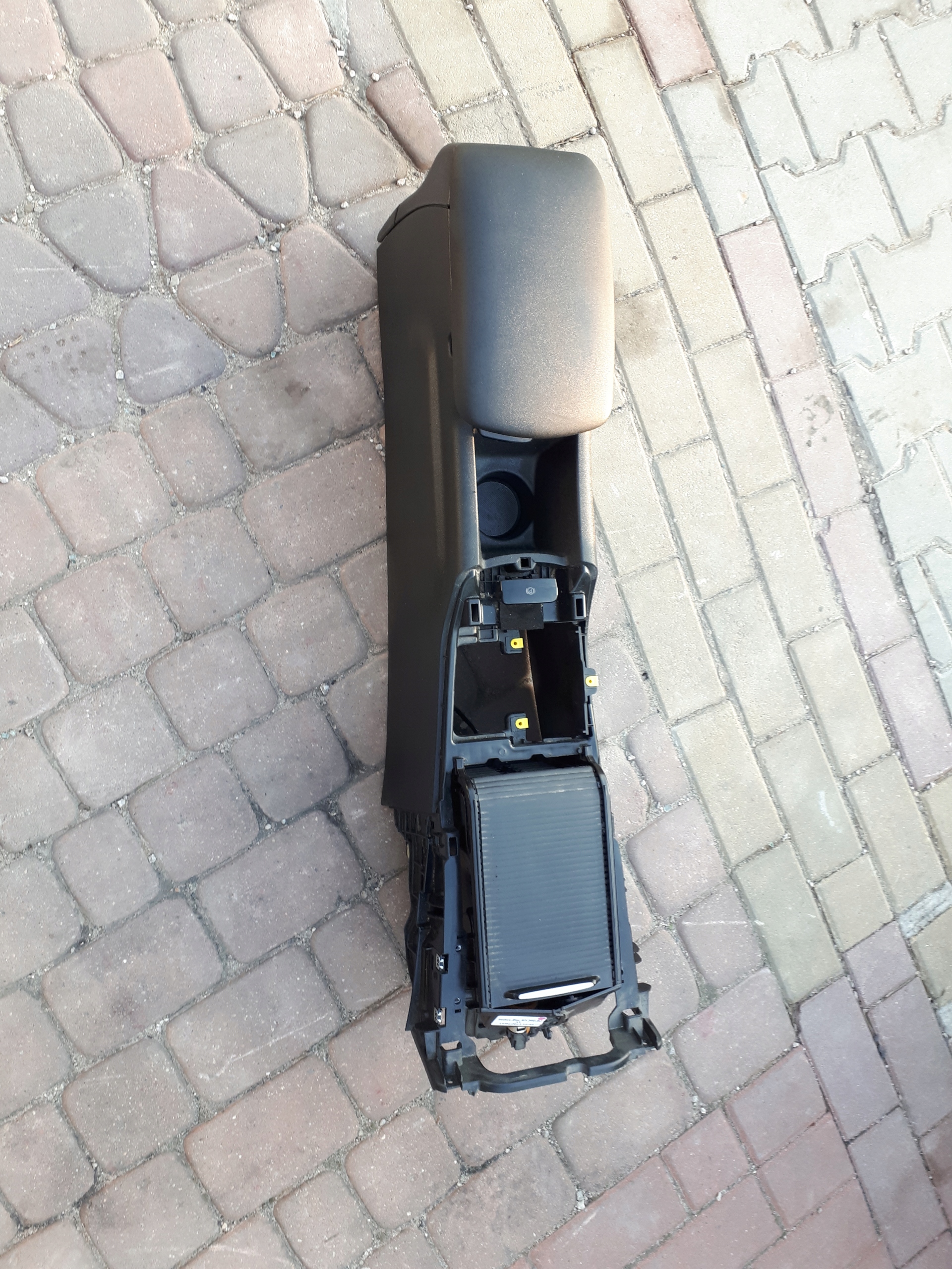 Туннель центральный подлокотник автомат Citroen C4 II