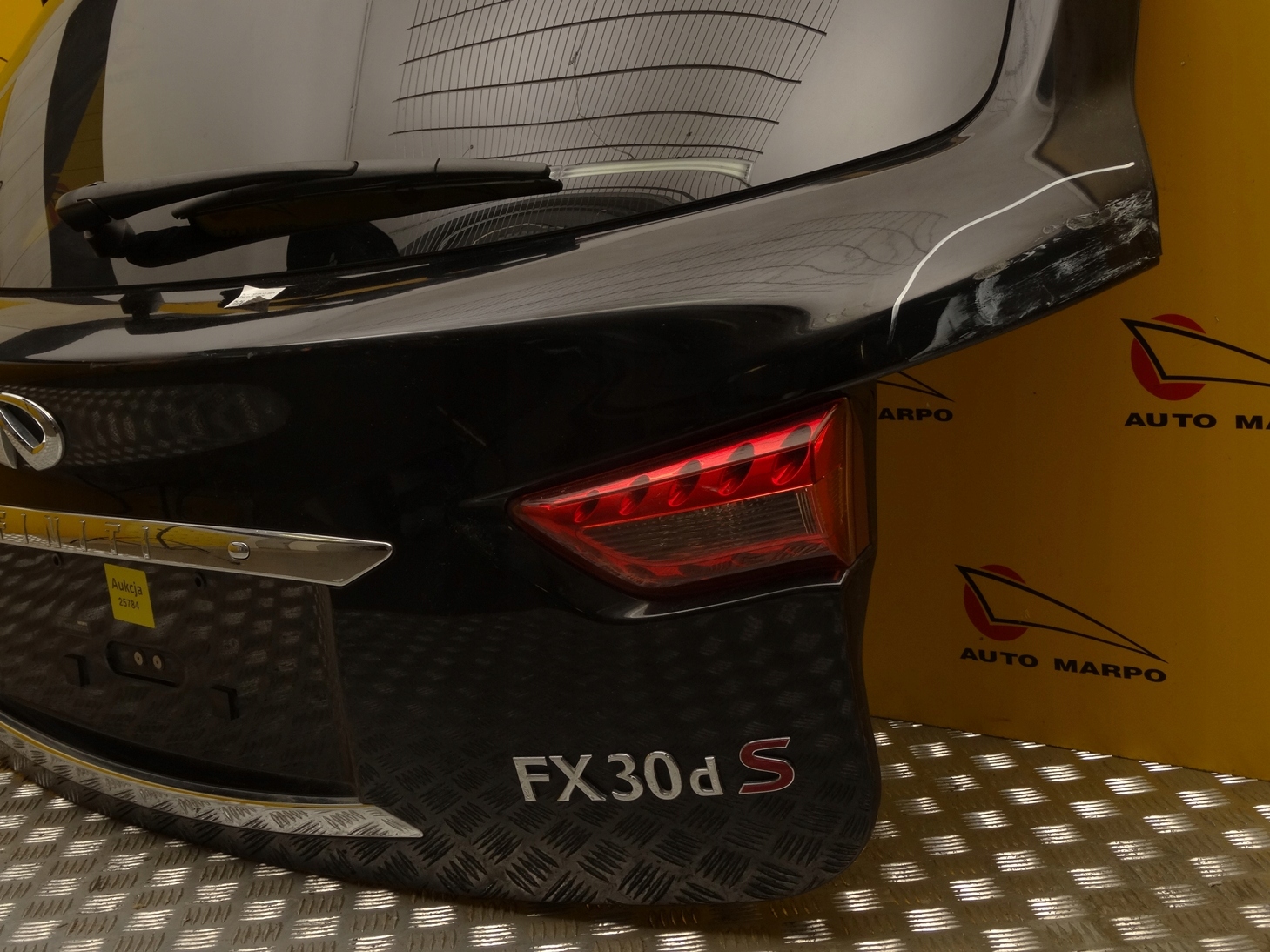 INFINITI FX FX30 FX35 QX70 08- KLAPA TYŁ TYLNA KPL Typ samochodu Samochody osobowe