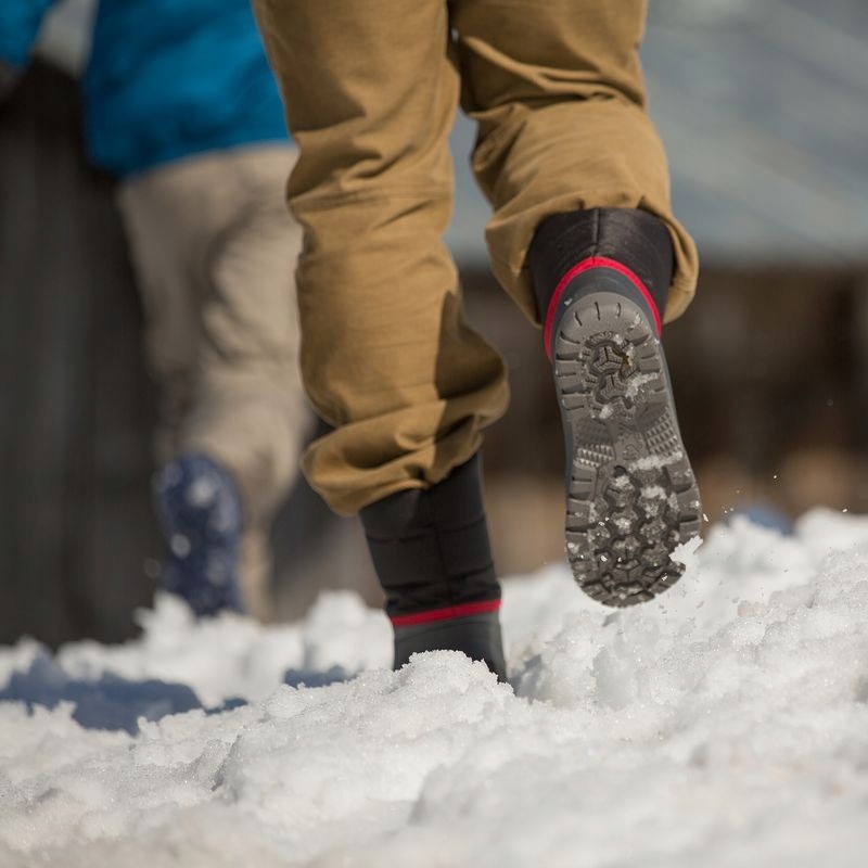 ZIMOWE NIEPRZEMAKALNE CIEPŁE ŚNIEGOWCE - QUECHUA Kod producenta 00000