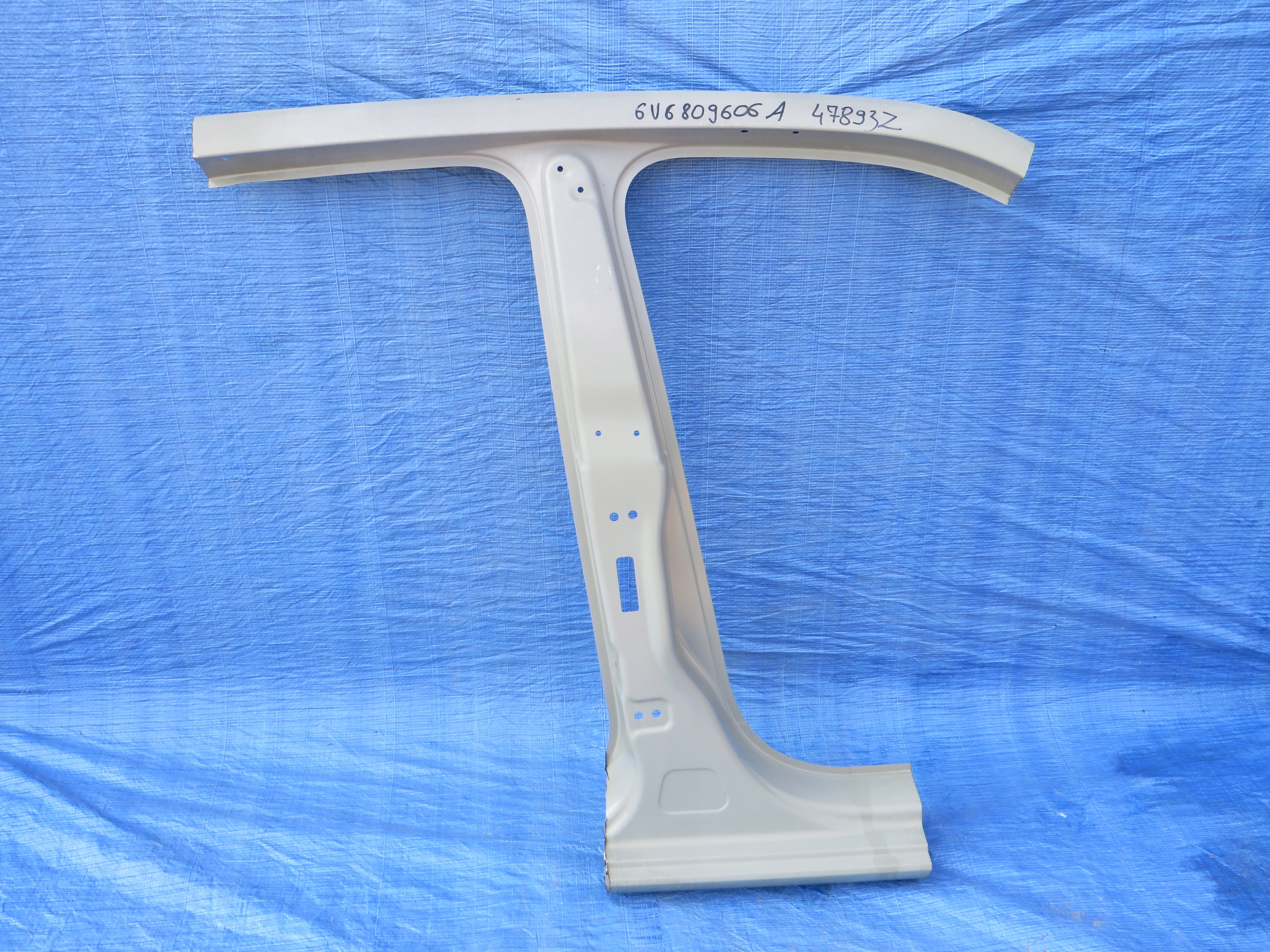 SKODA FABIA 3 III 6V6 6V0 ПРАВЫЙ ПОРОГ СТОЙКИ