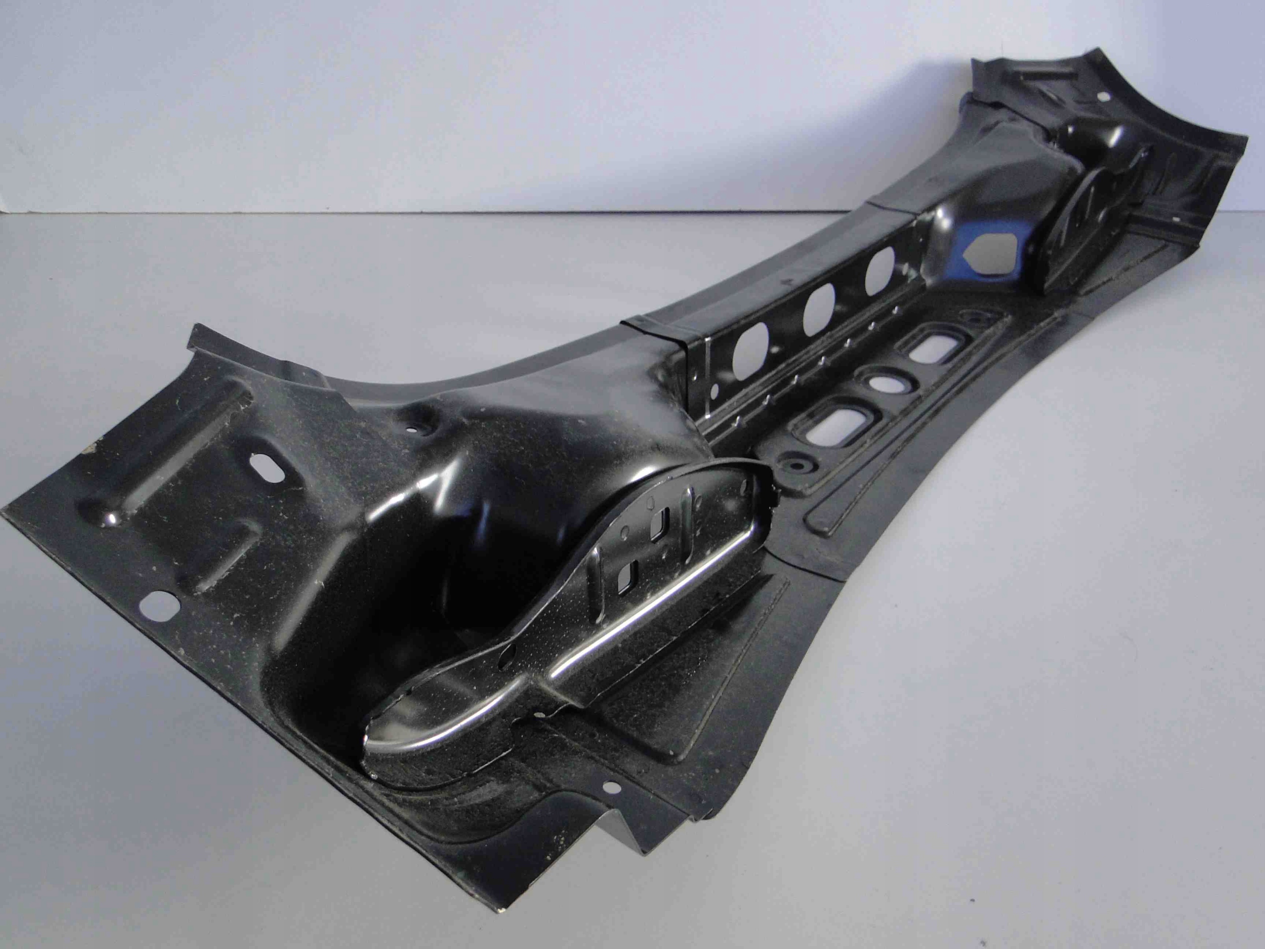 MERCEDES GLE W166 166 RAMA TYLNA DACHU Car type Passenger cars