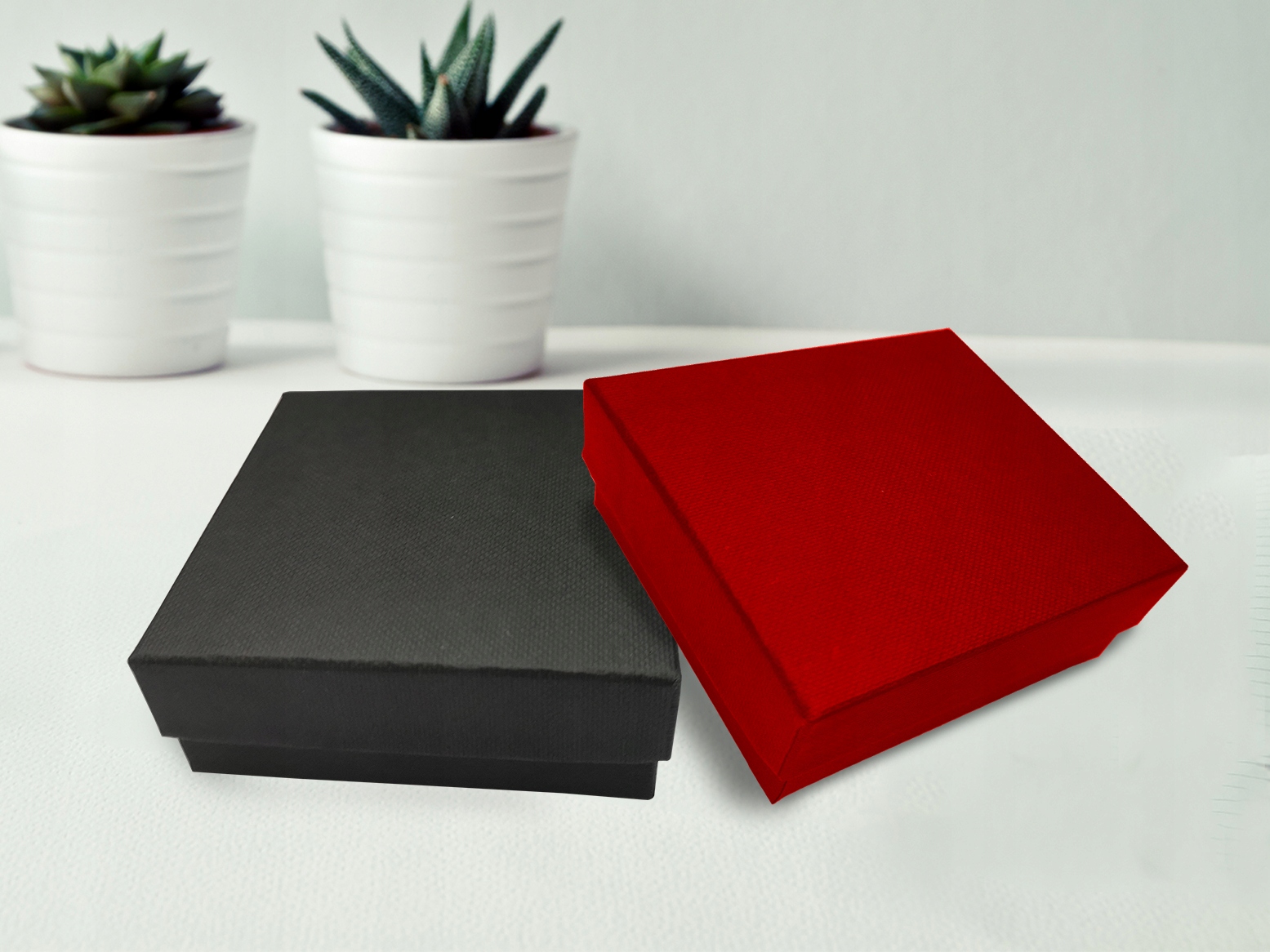 CZARNA WĄSKA SKÓRZANA BRANSOLETKA Z GRAWEREM Splot Inny splot