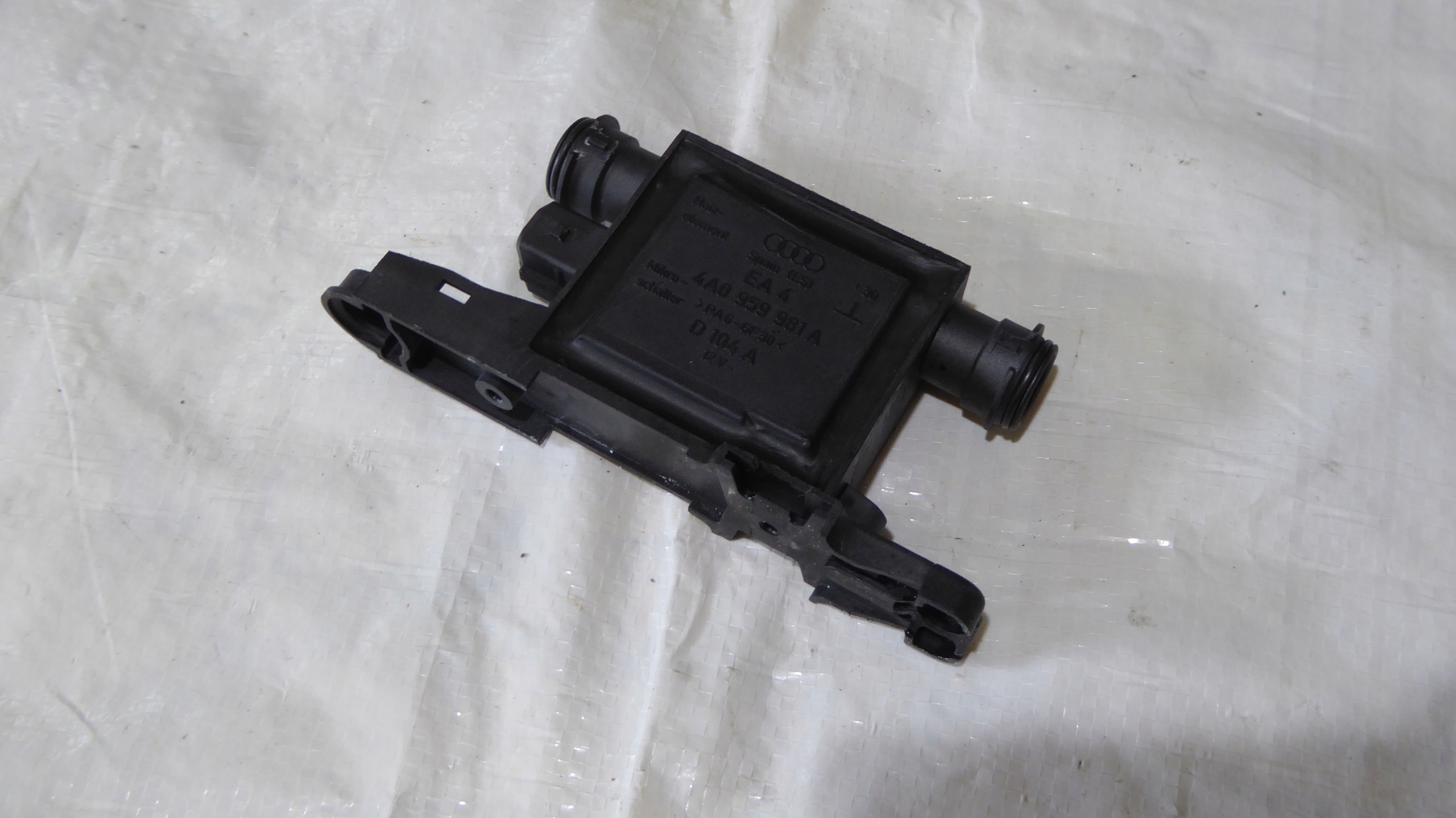 Модуль центрального замка AUDI A3 8L LIFT 4A0959981A
