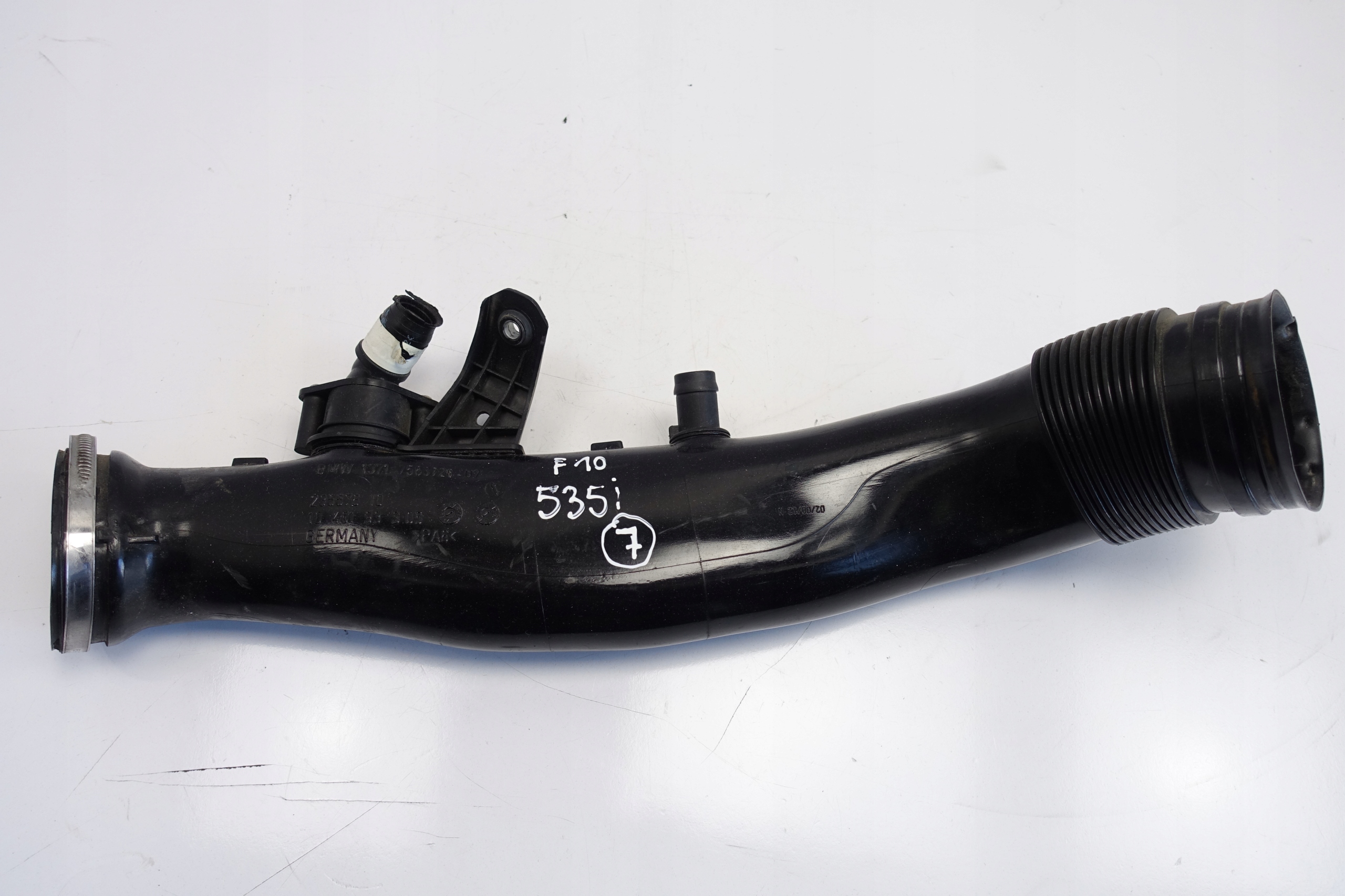 7583726 - BMW F10 535 3.0 и воздухозаборник