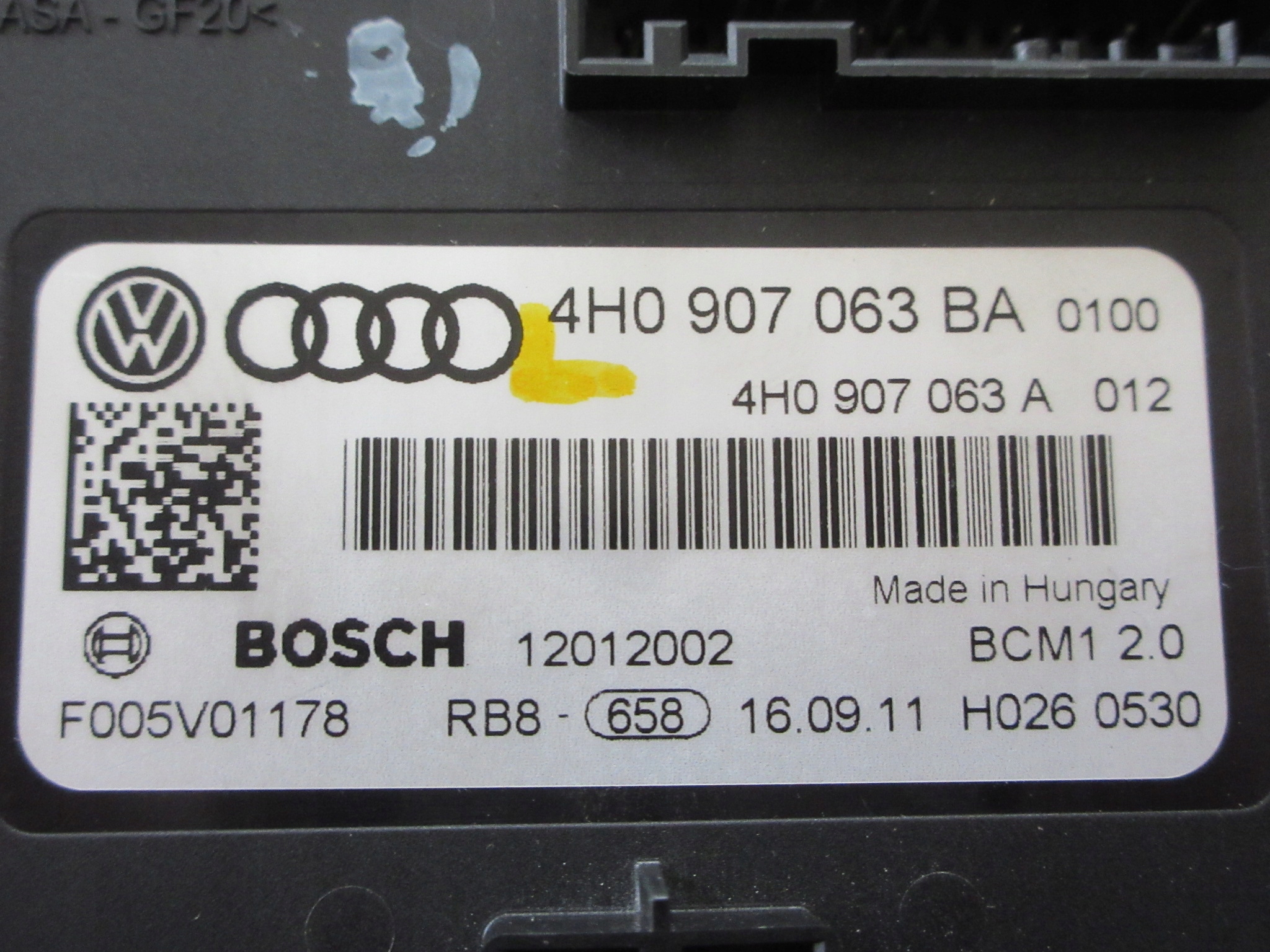 AUDI A6 A8 BORDNETZ komputer sterownik 4H0907063BA Part manufacturer Audi OE