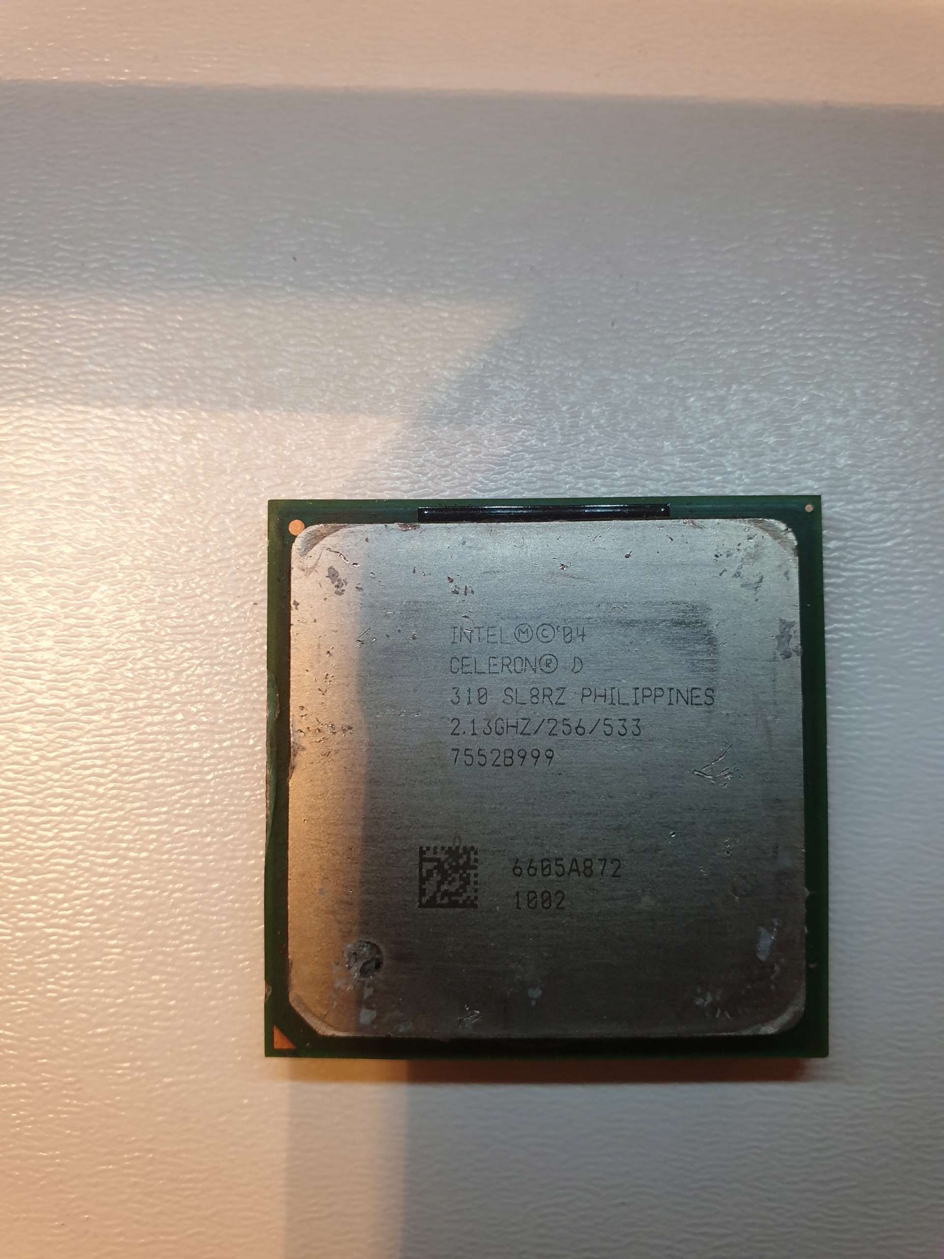 Intel Celeron D 310 2,13/256/533 SL8RZ Maksymalny pobór mocy 73 W