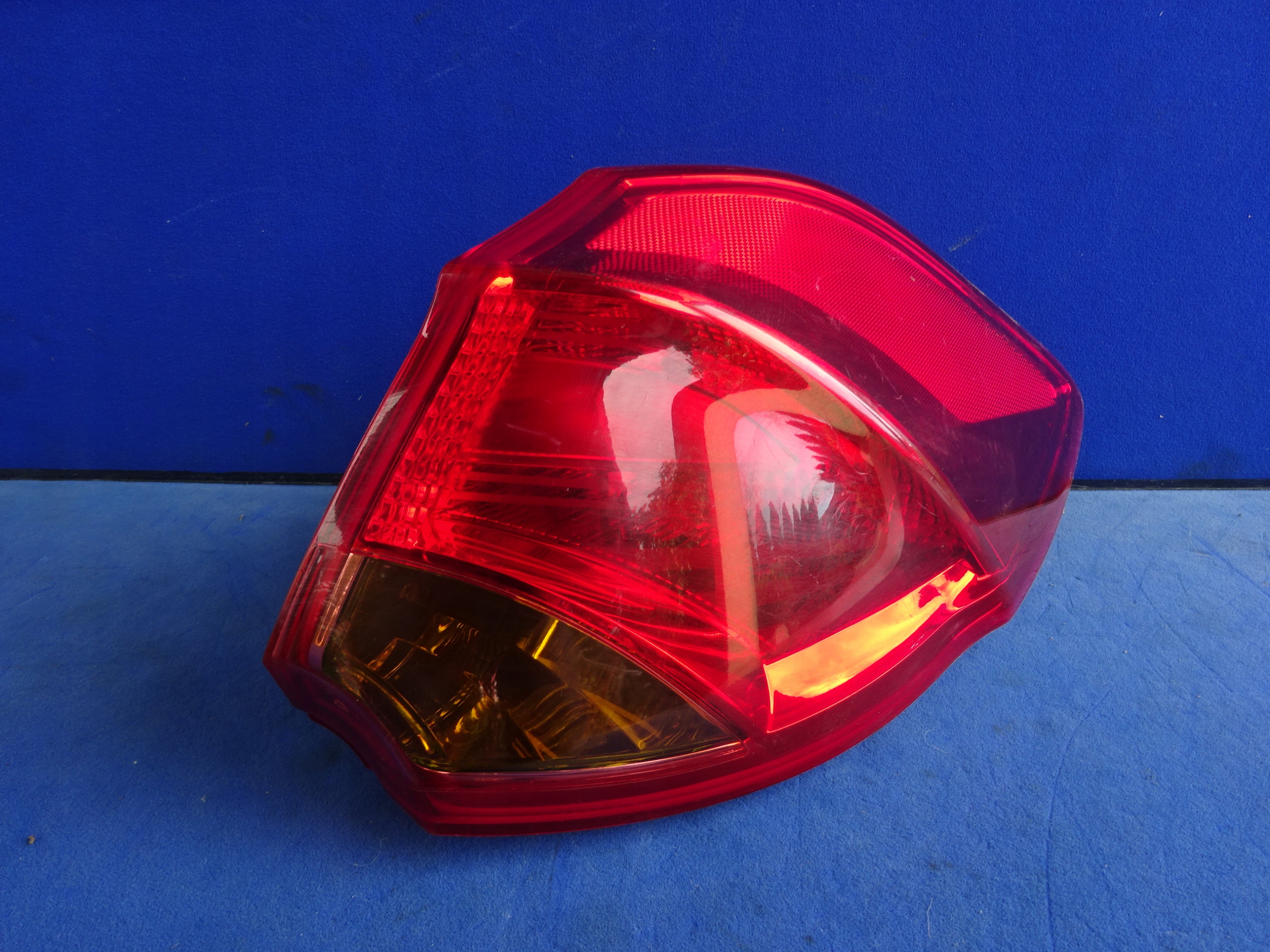 KIA CEED HB 2012-15 ФАРА ЗАД. ПРАВА ОРИГІНАЛ. НОВЕ