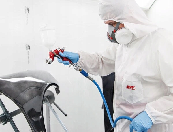 LAKIER BEZBARWNY APP 2K Compact 2:1 WYSOKI POŁYSK Producent APP