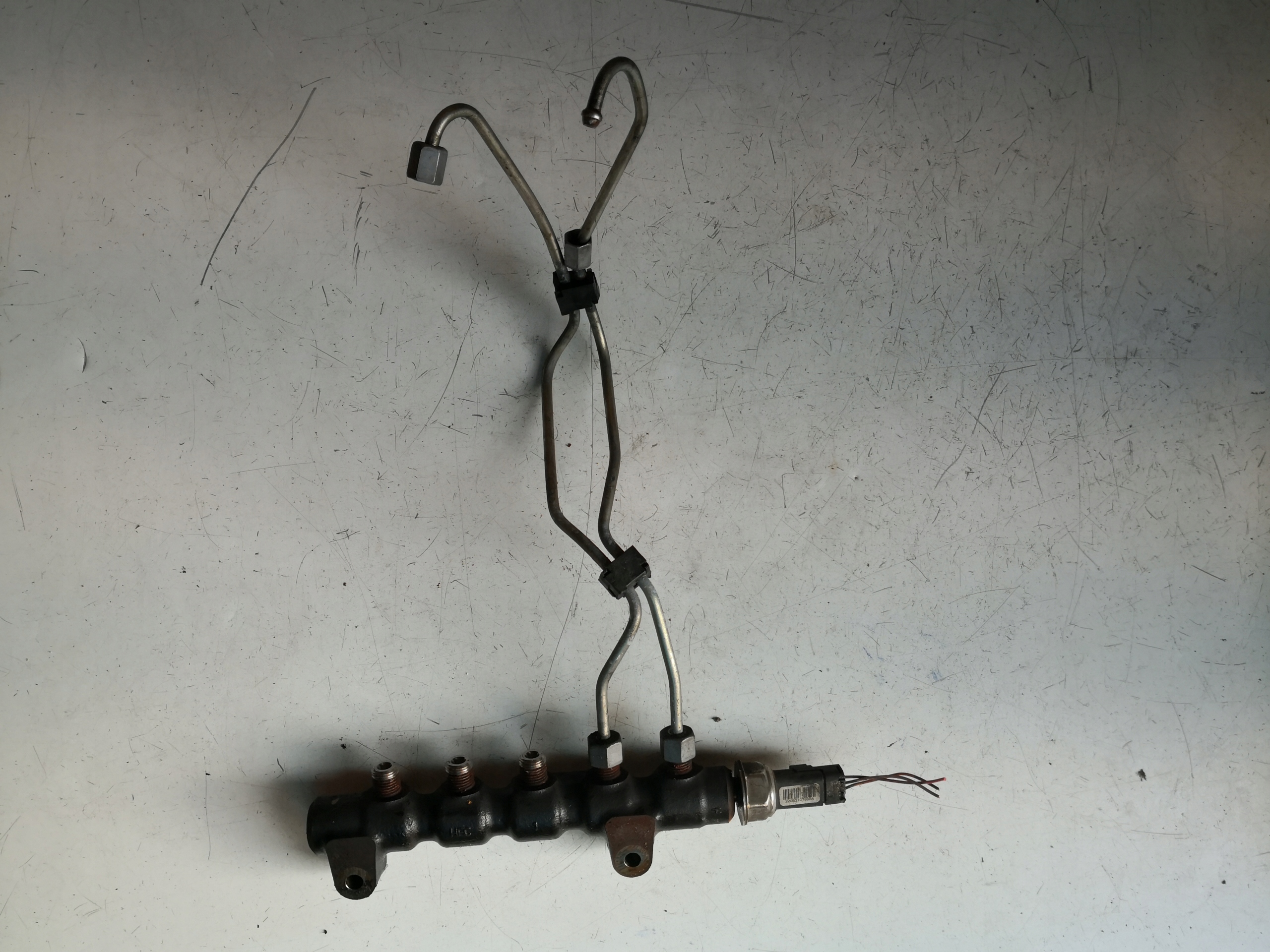 LISTWA WTRYSKOWA CITROEN PEUGEOT 9654592680